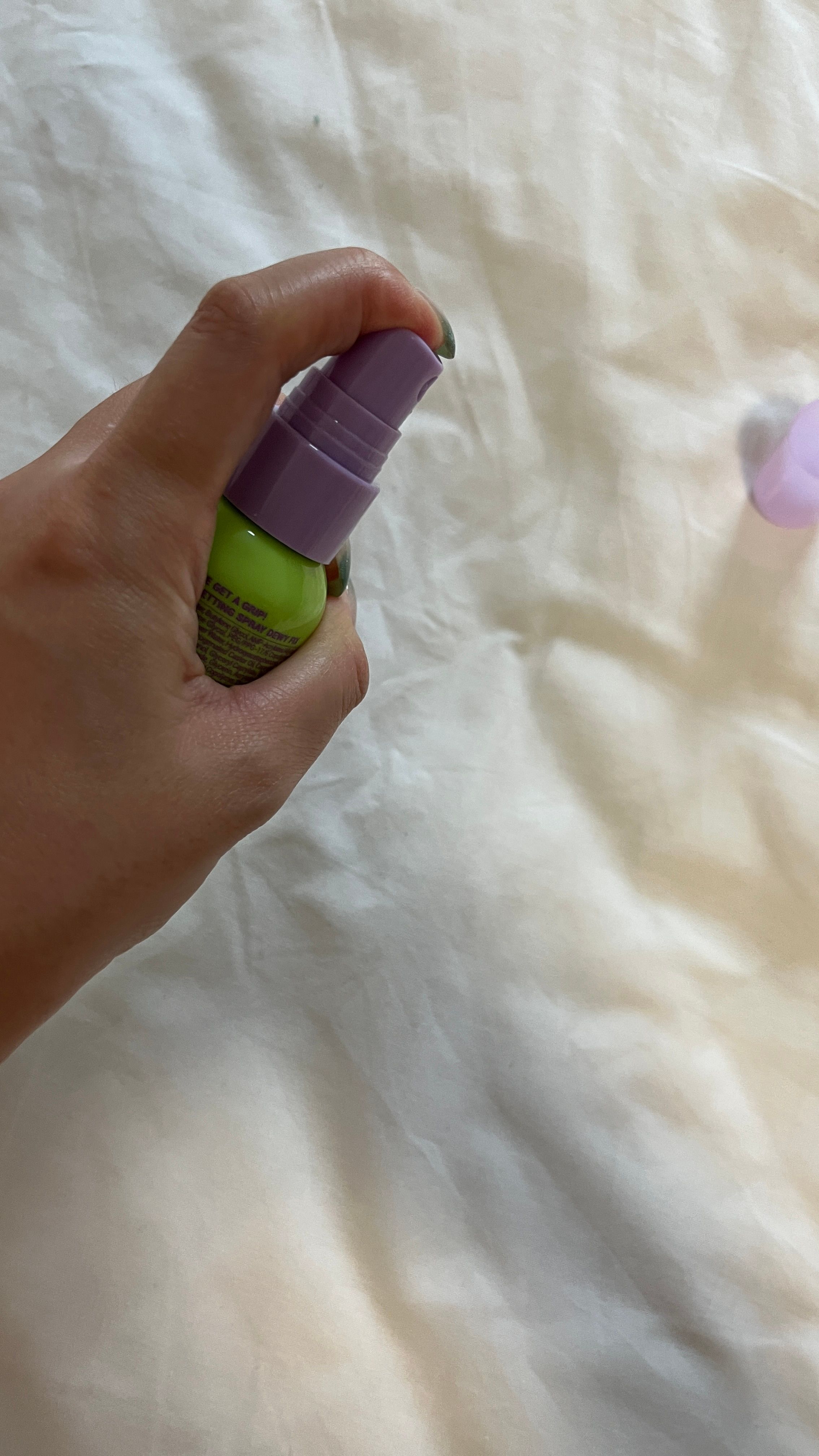 DAZZLE ME 24小時長效定妝噴霧 真實評價/實測照片 byHan*****han 1