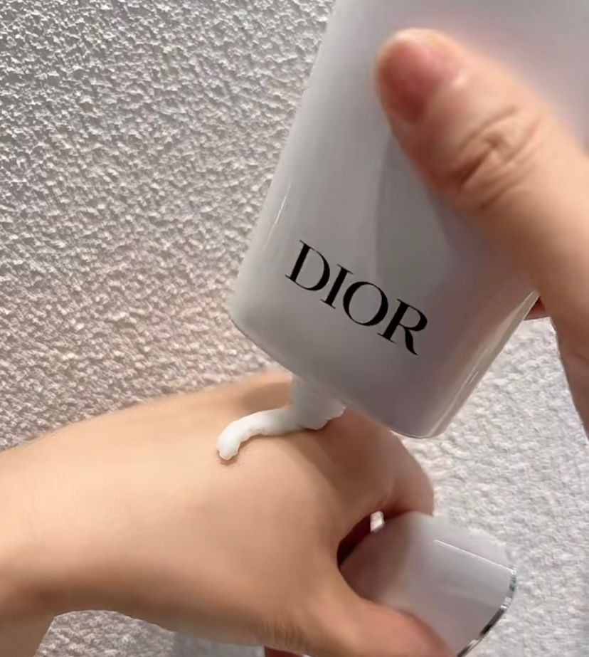 Dior 完美活能超效潔面泡沫 真實評價/實測照片 byshe******************.hk 1