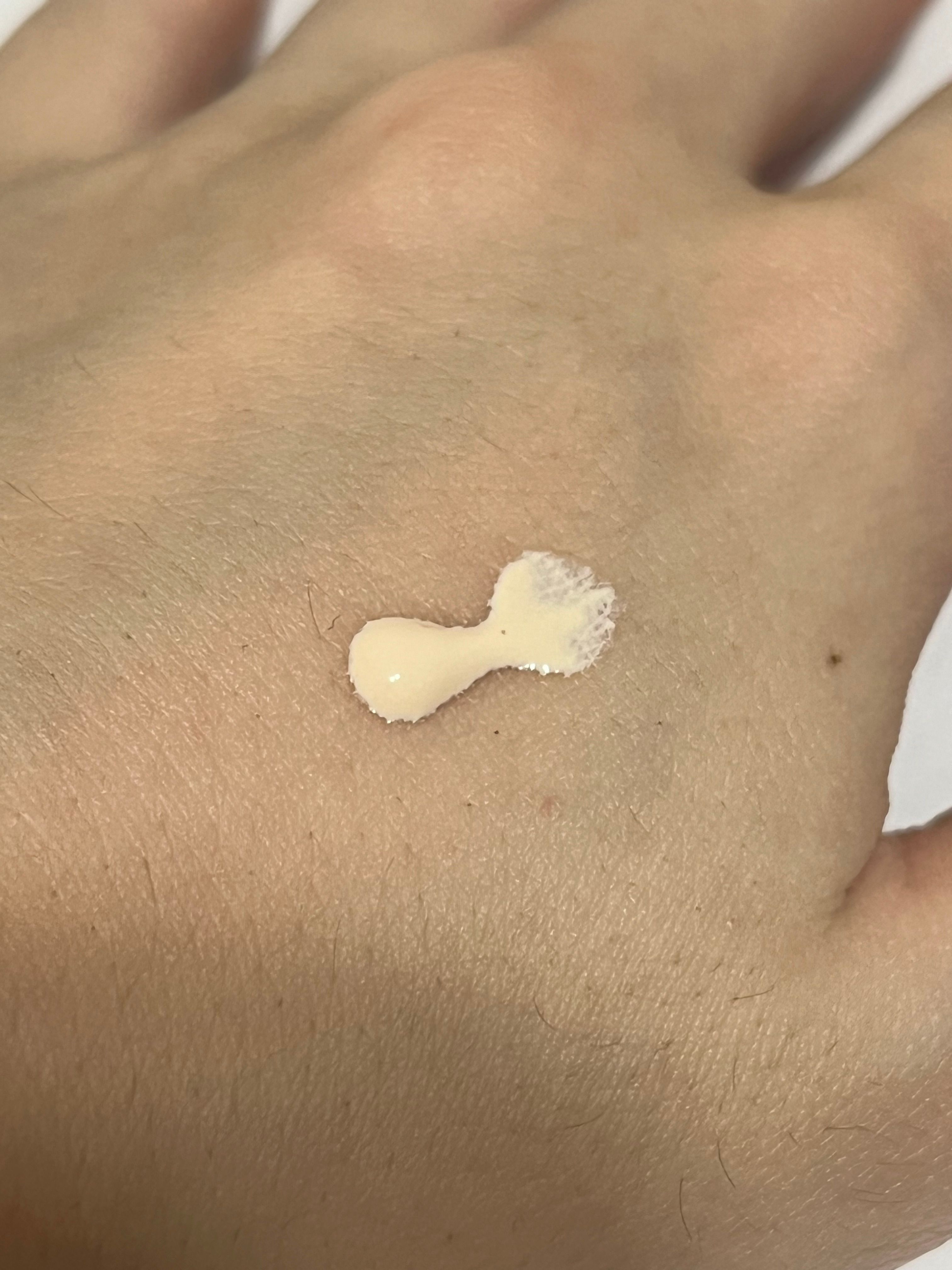 ESTÉE LAUDER 持久柔亮妝前乳霜 SPF20 / PA++ 真實評價/用後感 byhok***************com 1 ESTÉE LAUDER 持久柔亮妝前乳霜 SPF20 / PA++ 真實評價/實測照片 byhok***************com 1