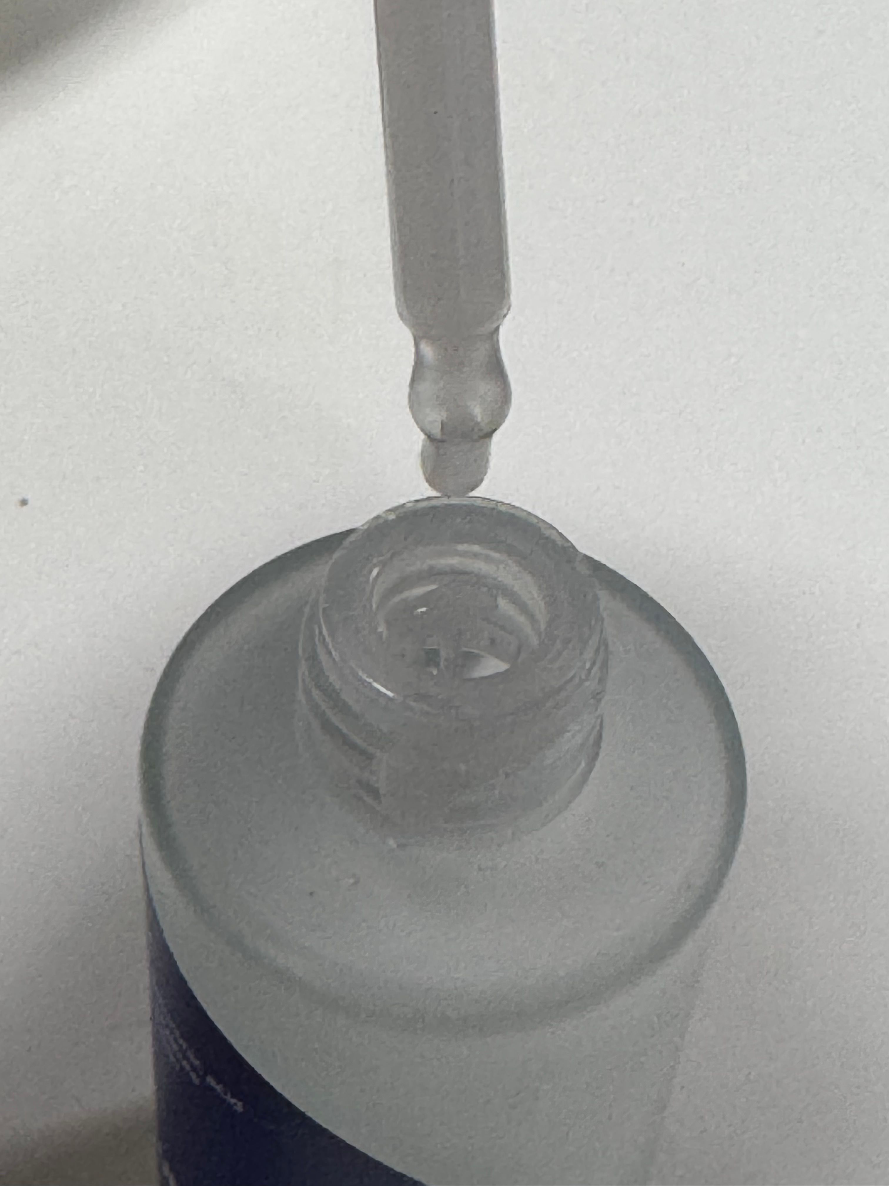 Isntree 透明質酸水精華液 真實評價/實測照片 byCh***KS 1