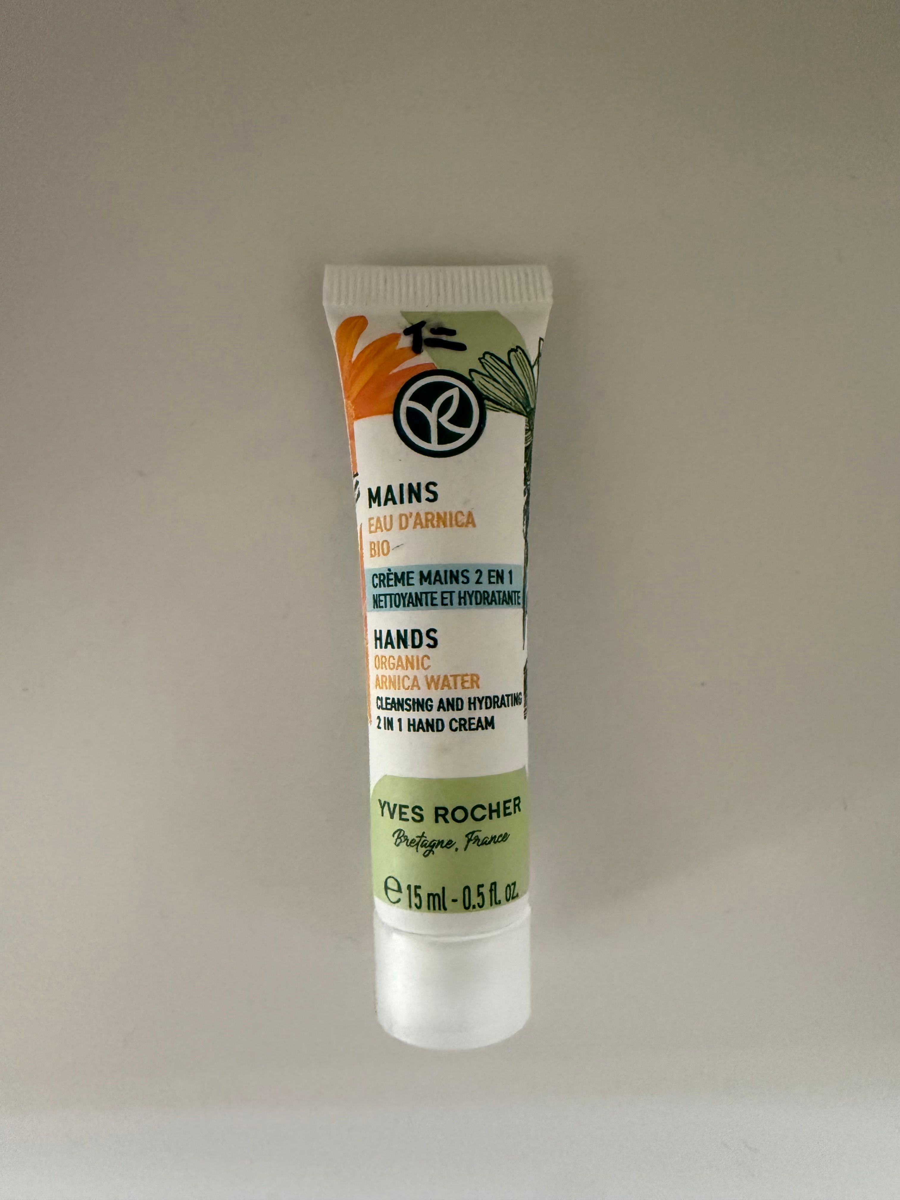 YVES ROCHER 山金車滋養潤手霜 真實評價/實測照片 bylau*******************.hk 1