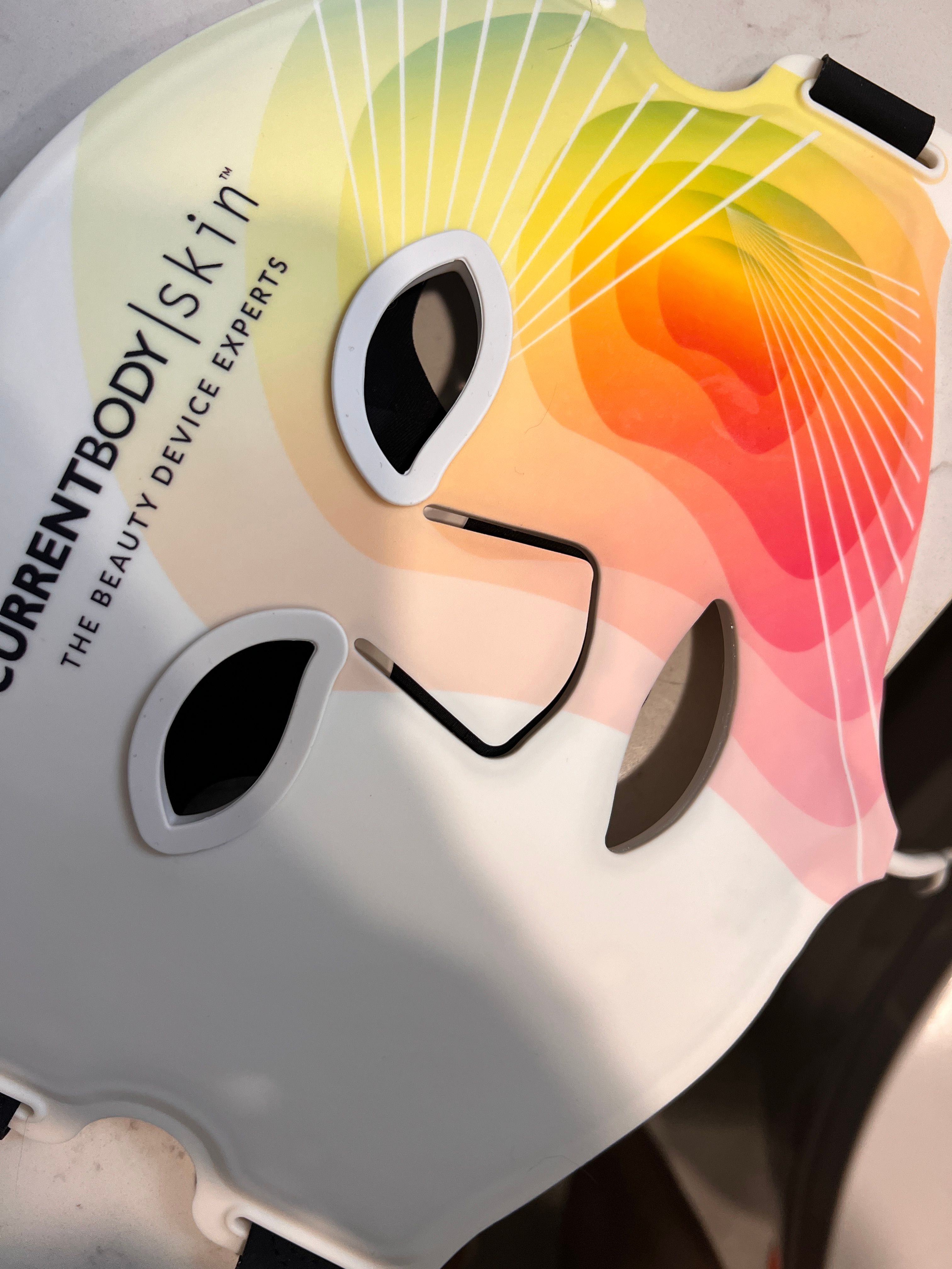 CurrentBody CurrentBody Skin 4合1 LED 光療面膜儀 真實評價/實測照片 by* 1