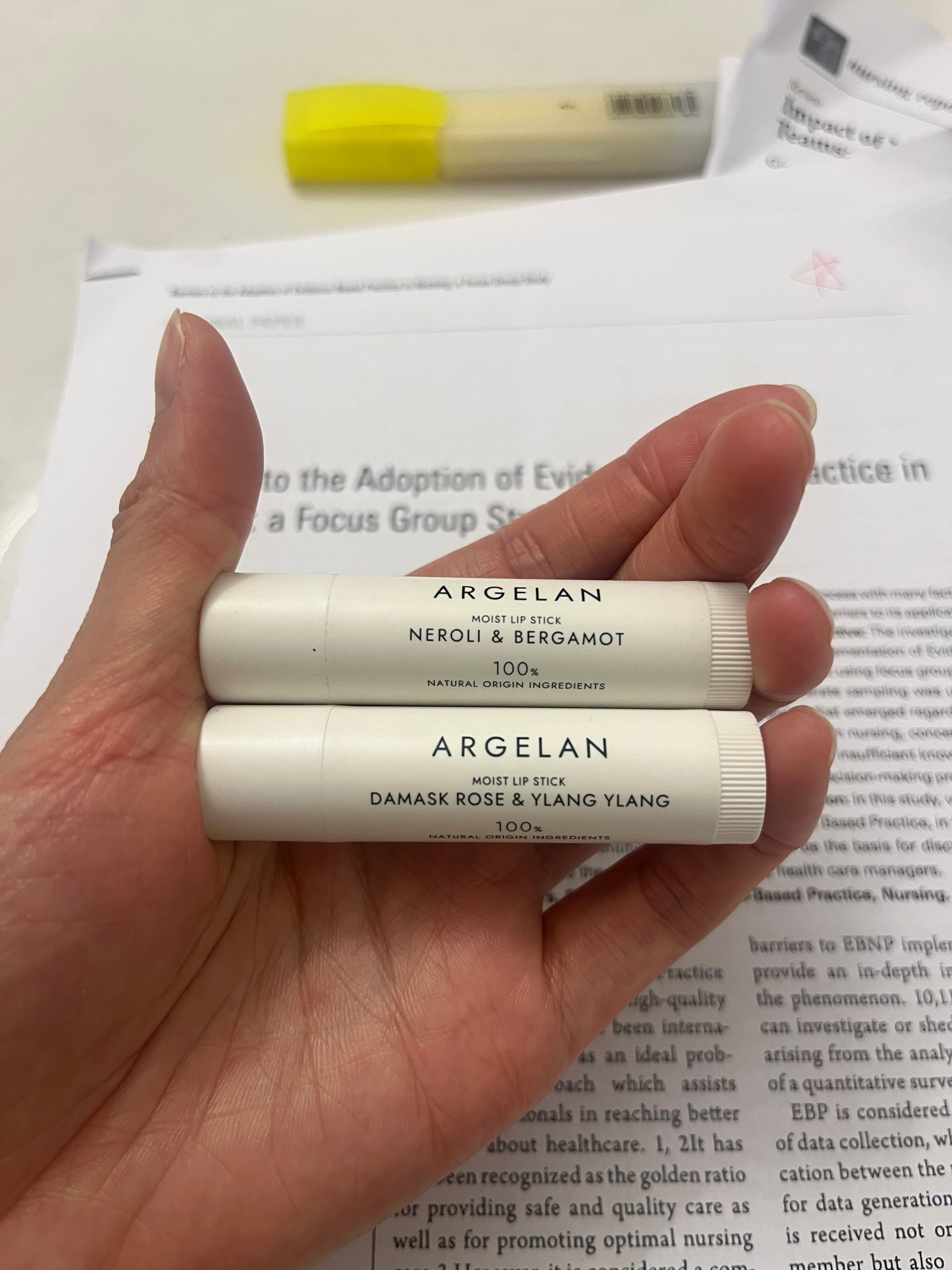 Argelan 有機無香味護唇膏 真實評價/用後感 byb**i 1 Argelan 有機無香味護唇膏 真實評價/實測照片 byb**i 1