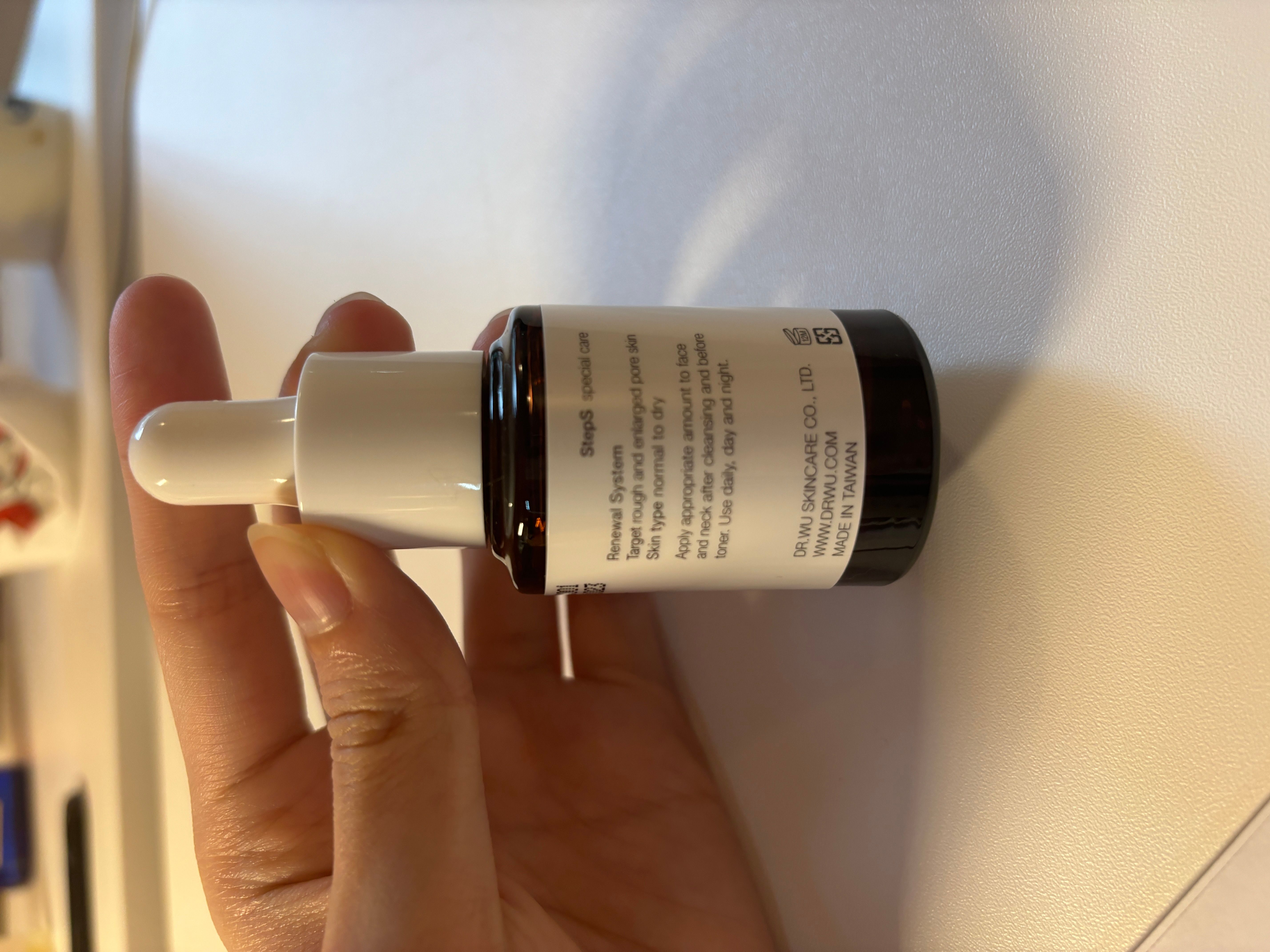 DR.WU 杏仁酸溫和煥膚精華8% 真實評價/實測照片 byCad*****Tse 1