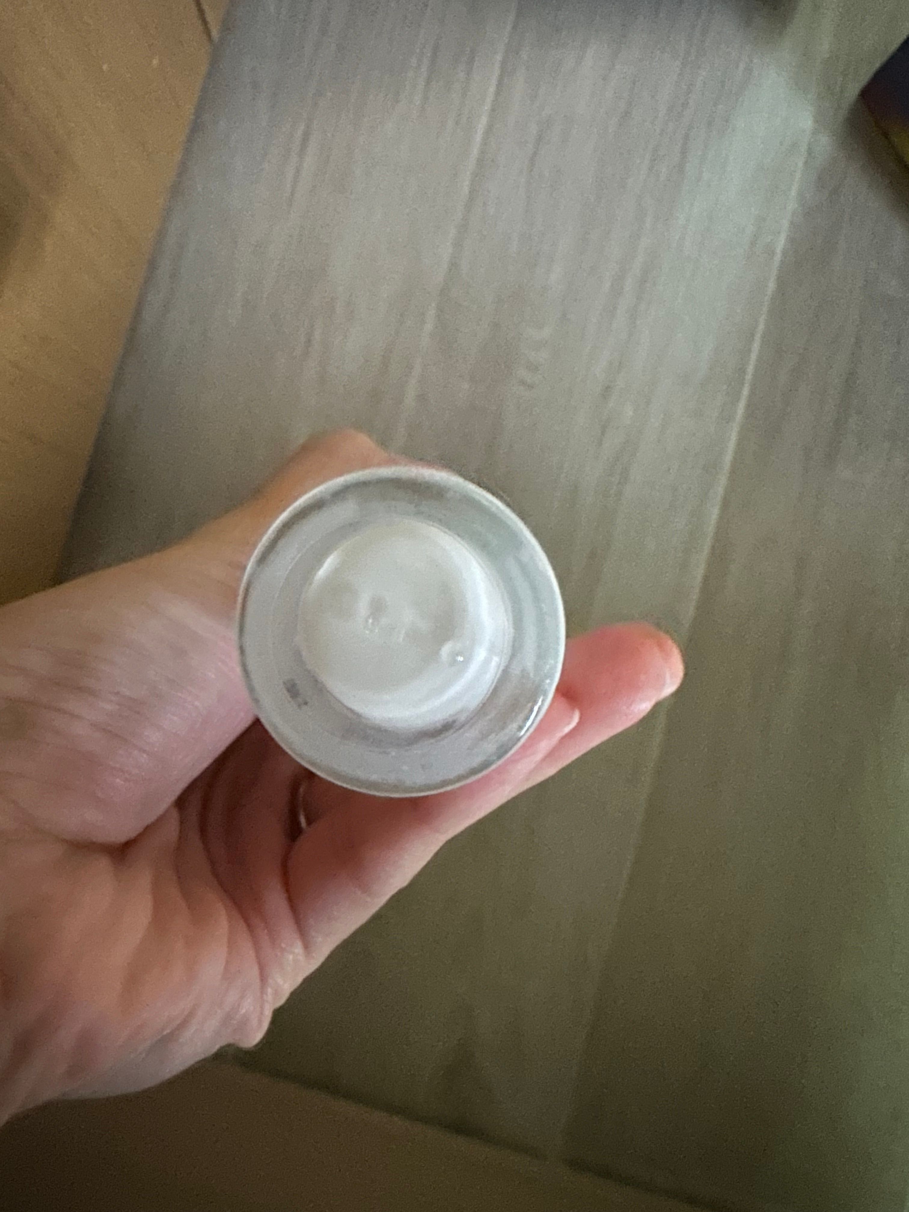 Olay 水感透白光曜精華 真實評價/實測照片 byjoa****************com 2