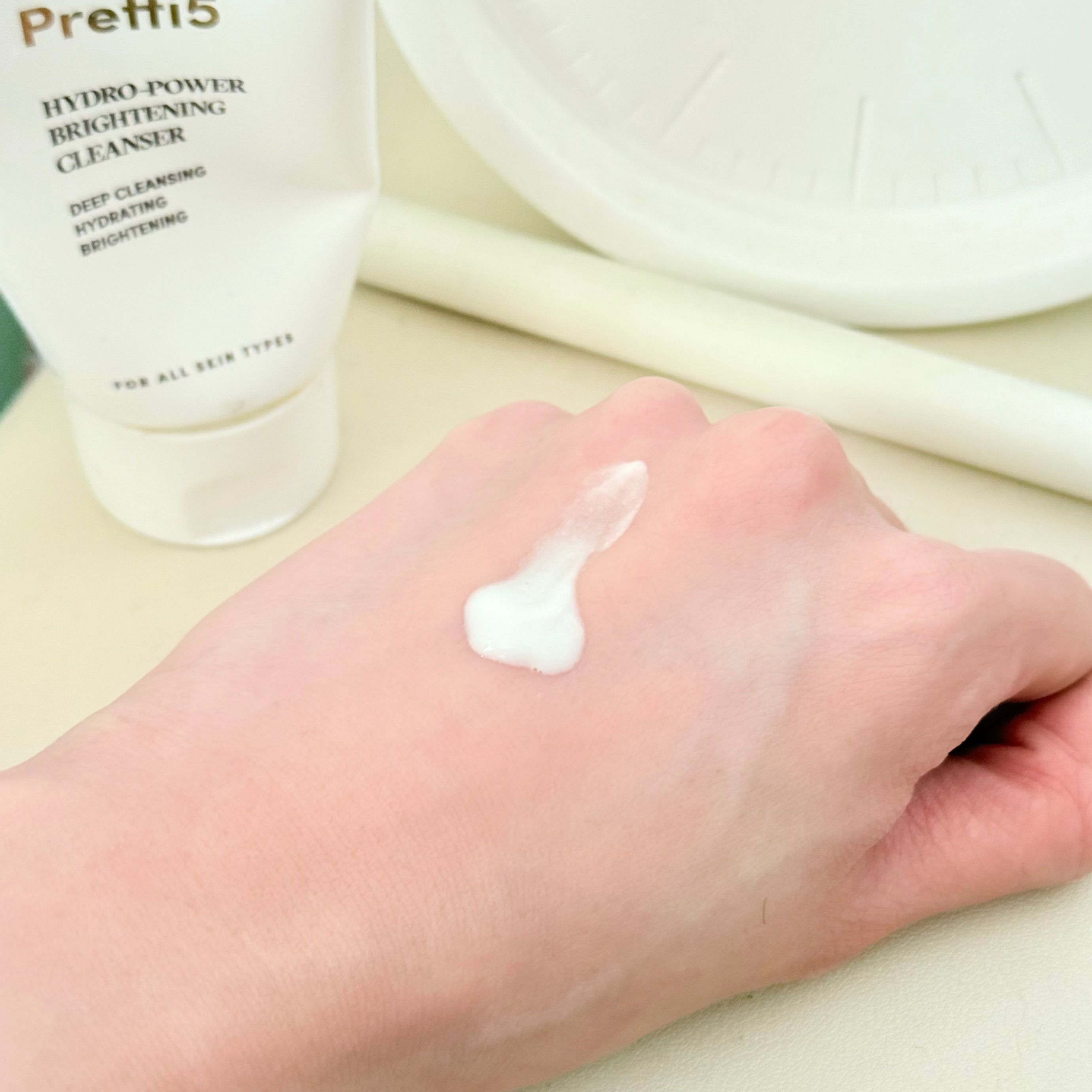 Pretti5 煥光水潤潔面乳 真實評價/實測照片 byk*y 1