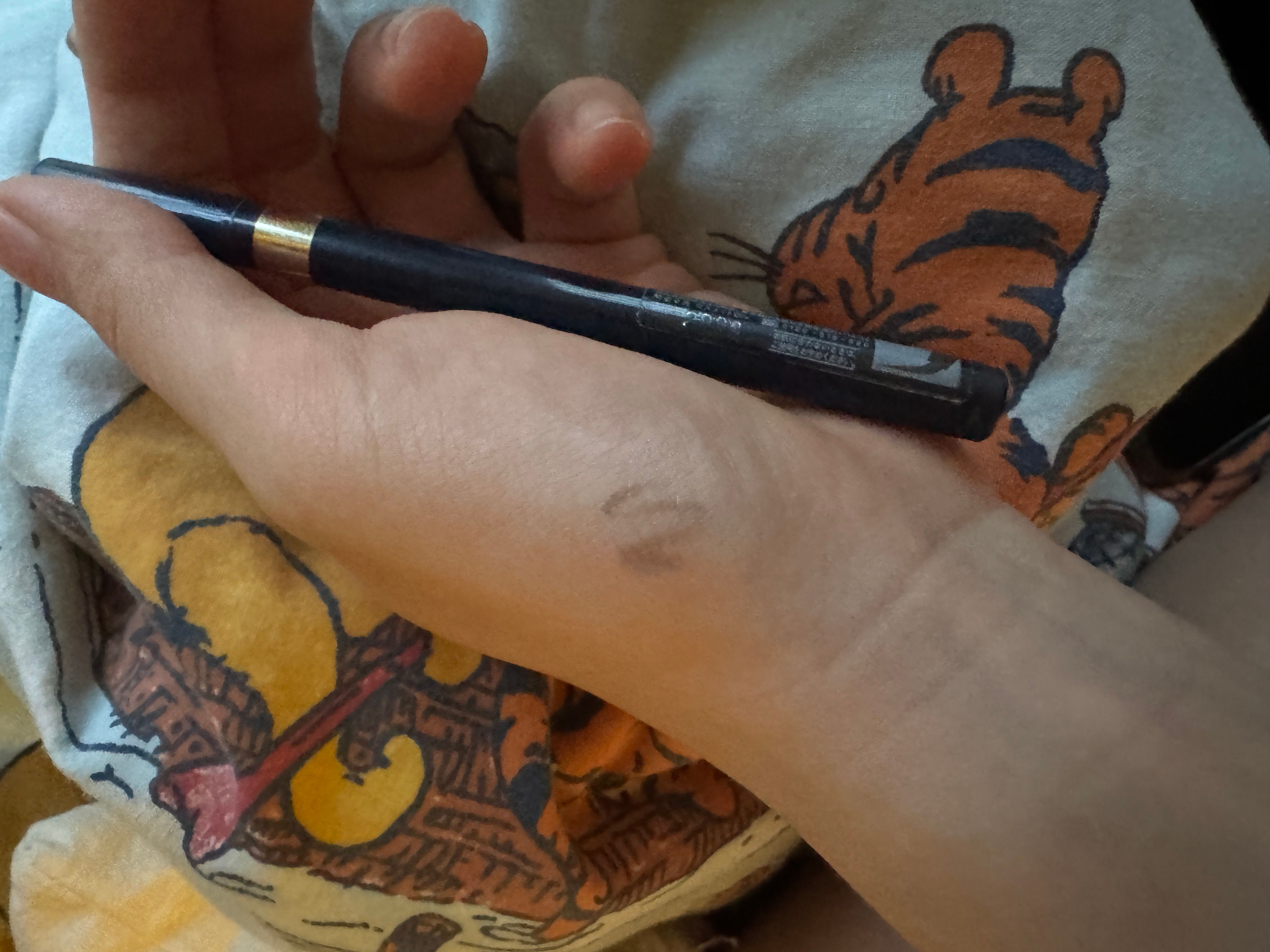 media 媚點 持久液體眼線筆 真實評價/實測照片 byJud***********son 1