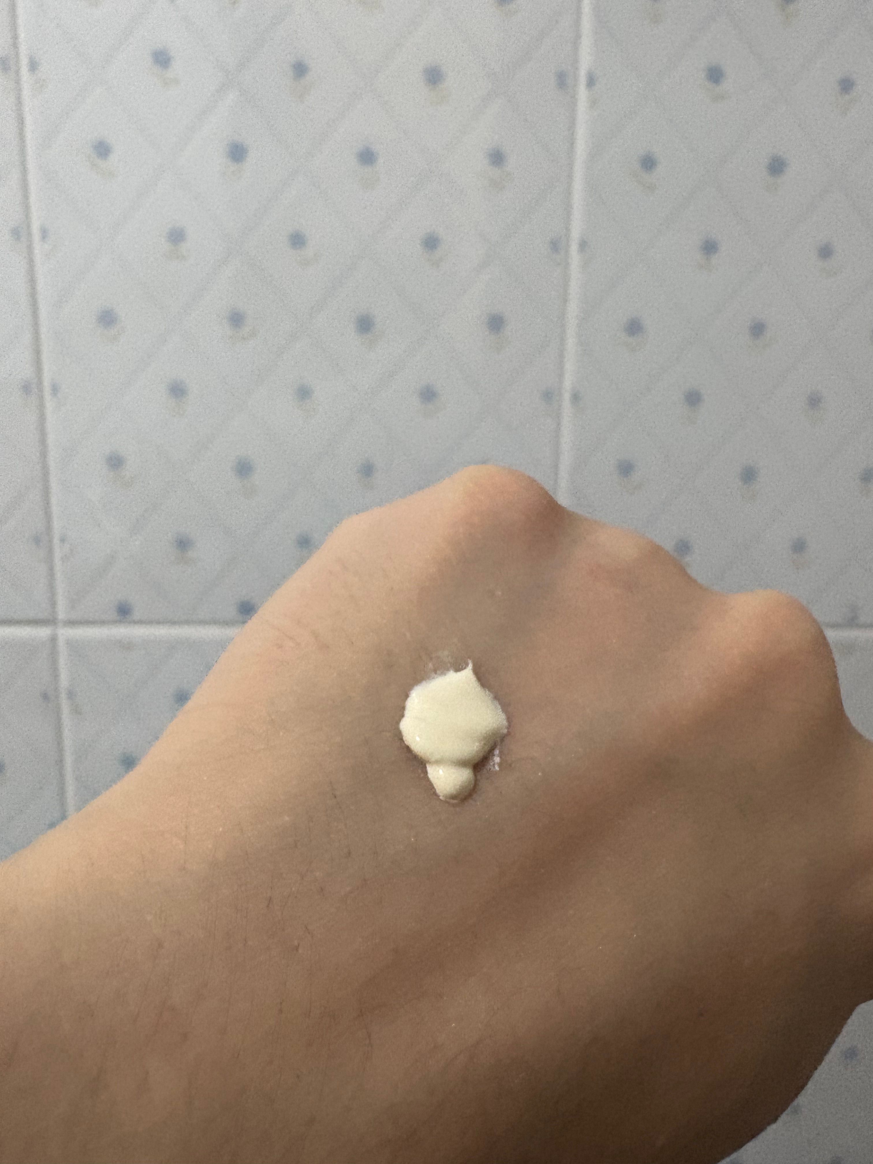 Milktouch 透肌調色UV素顏霜 真實評價/實測照片 bySam***Lui 1