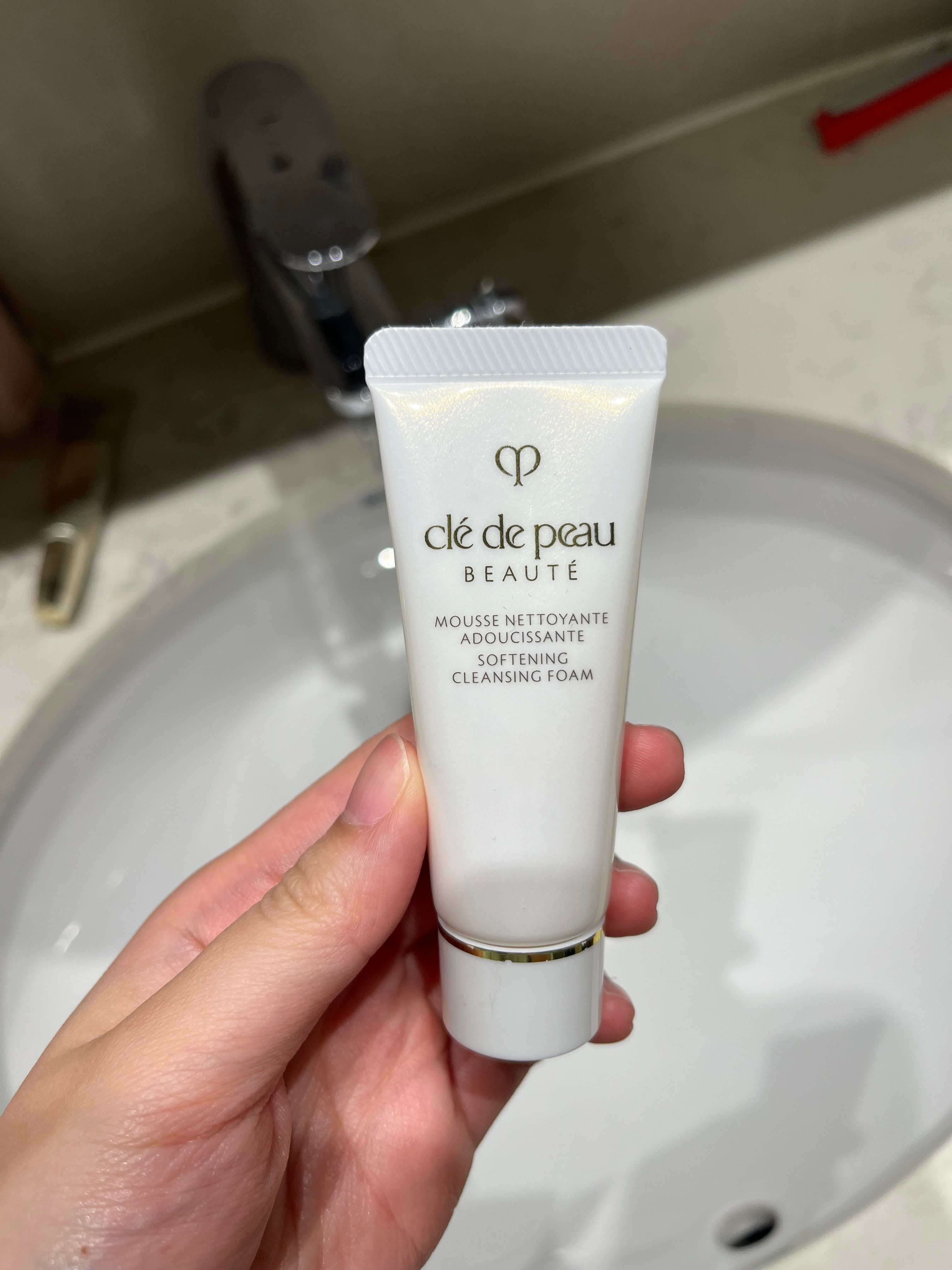 Cle De Peau 鉑鑽柔膚潔面泡沫 真實評價/用後感 byali*******************com 2 Cle De Peau 鉑鑽柔膚潔面泡沫 真實評價/實測照片 byali*******************com 2