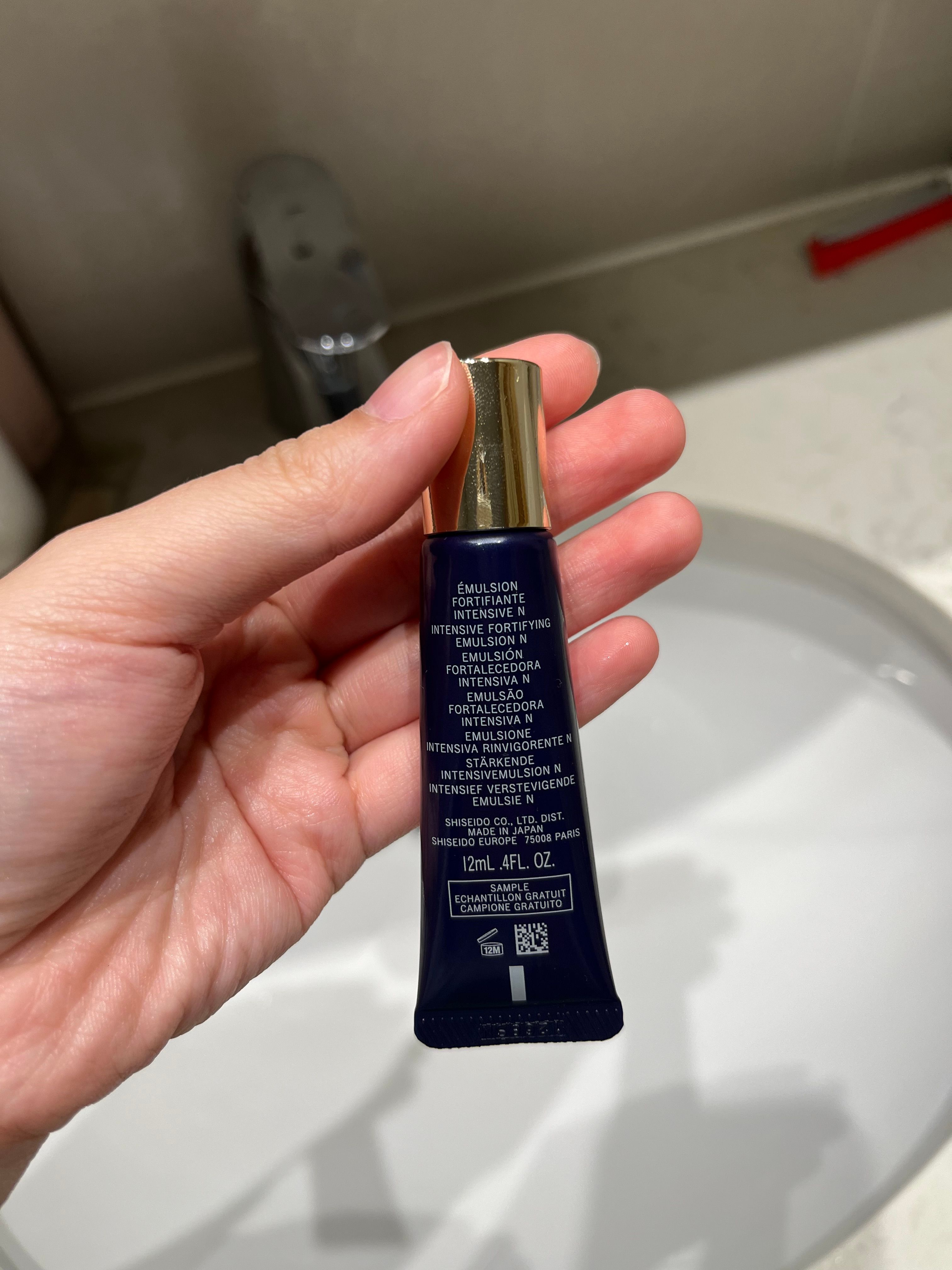 Cle De Peau 鉑鑽夜間修護乳液 真實評價/實測照片 byali*******************com 1