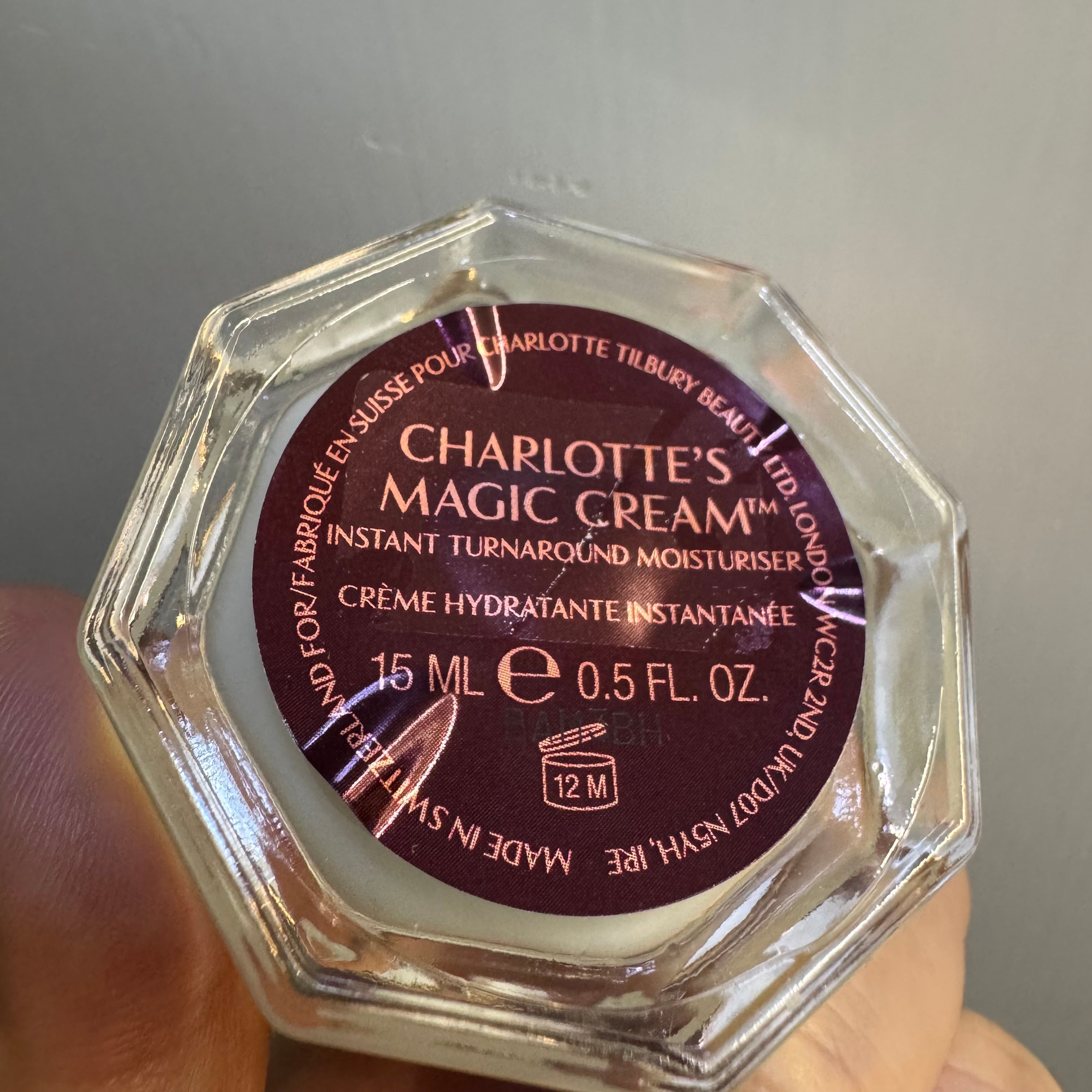 Charlotte Tilbury 魔法面霜 真實評價/實測照片 byLa***ta 2