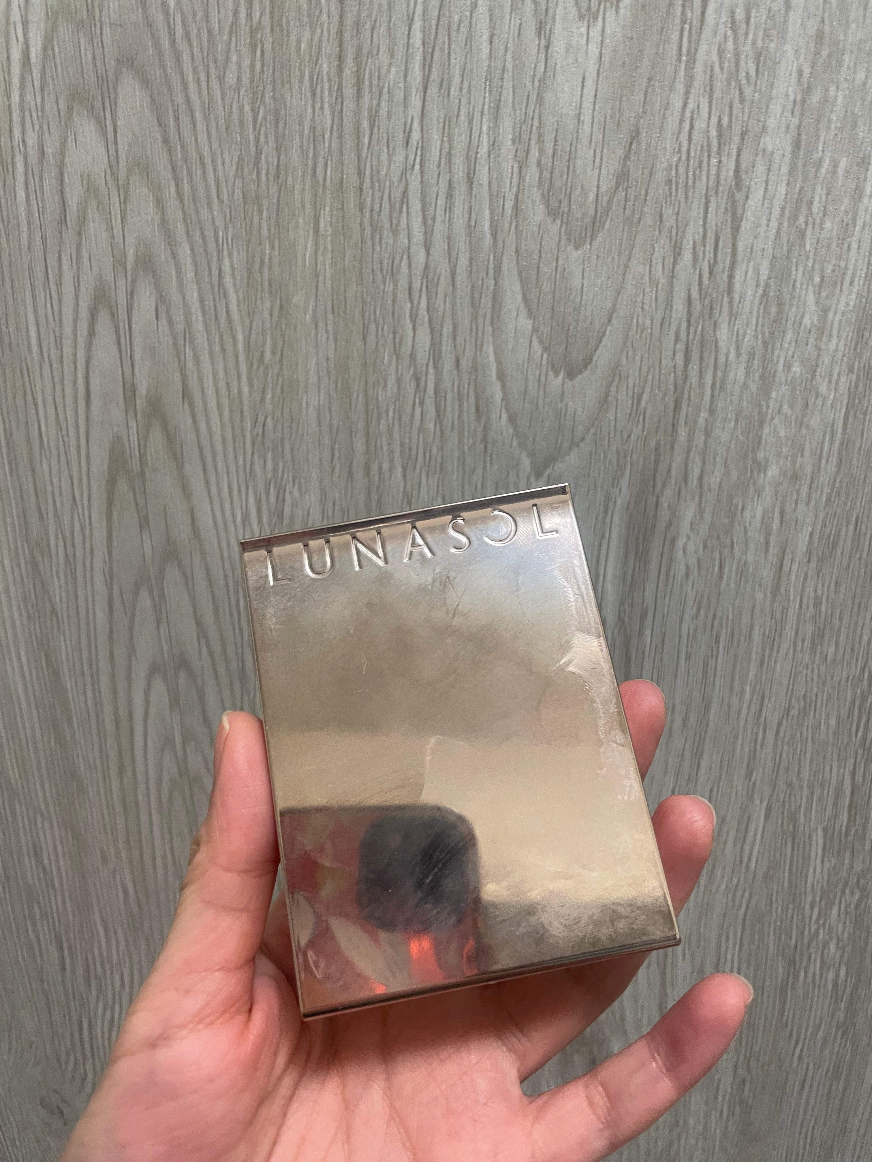 Kanebo Lunasol 魅光幻彩四色眼影組 真實評價/用後感 bykos*******************.hk 1 Kanebo Lunasol 魅光幻彩四色眼影組 真實評價/實測照片 bykos*******************.hk 1
