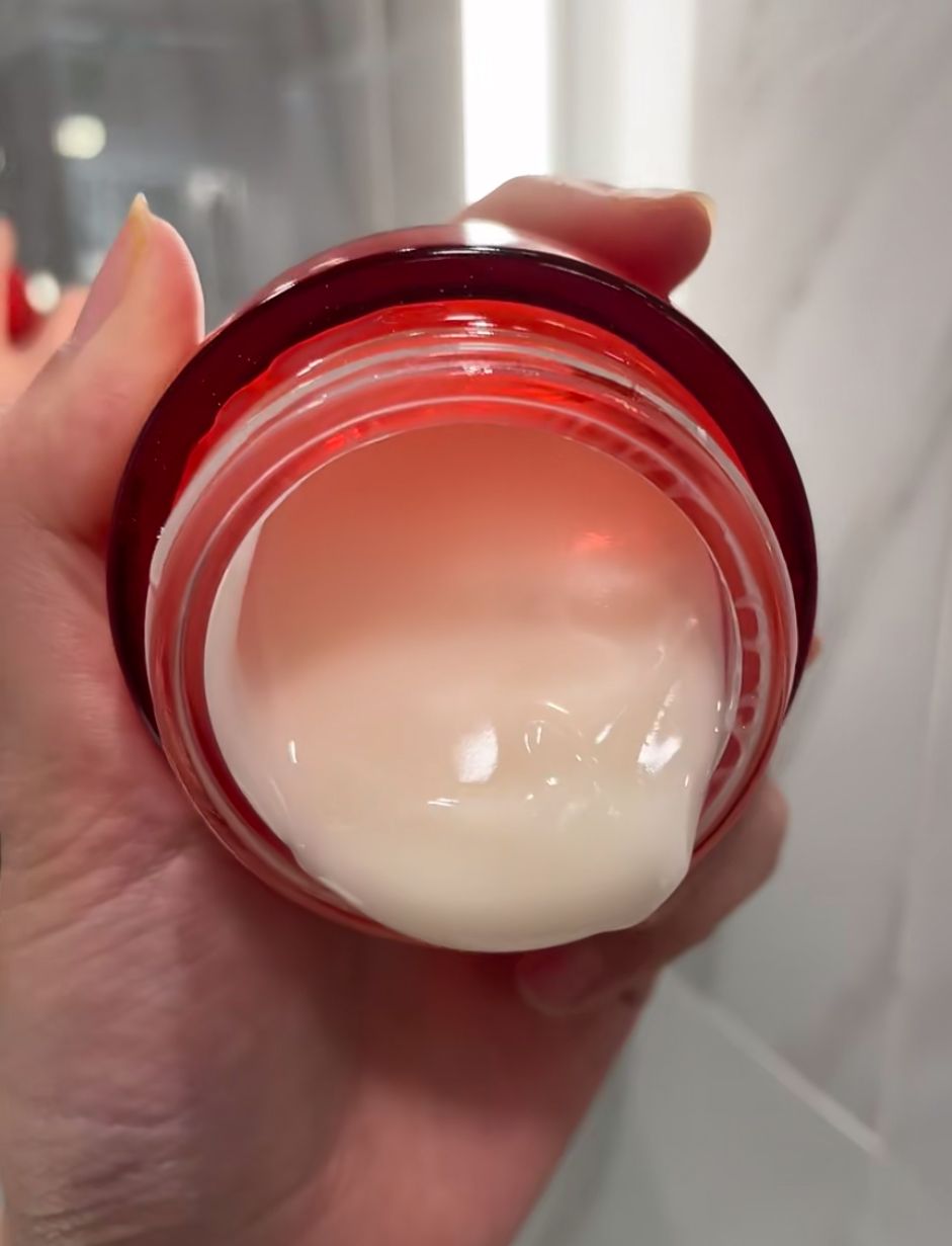 Olay 胜肽專研緊緻輕潤乳霜 (紅金面霜) 真實評價/用後感 byy*n 1 Olay 胜肽專研緊緻輕潤乳霜 (紅金面霜) 真實評價/實測照片 byy*n 1