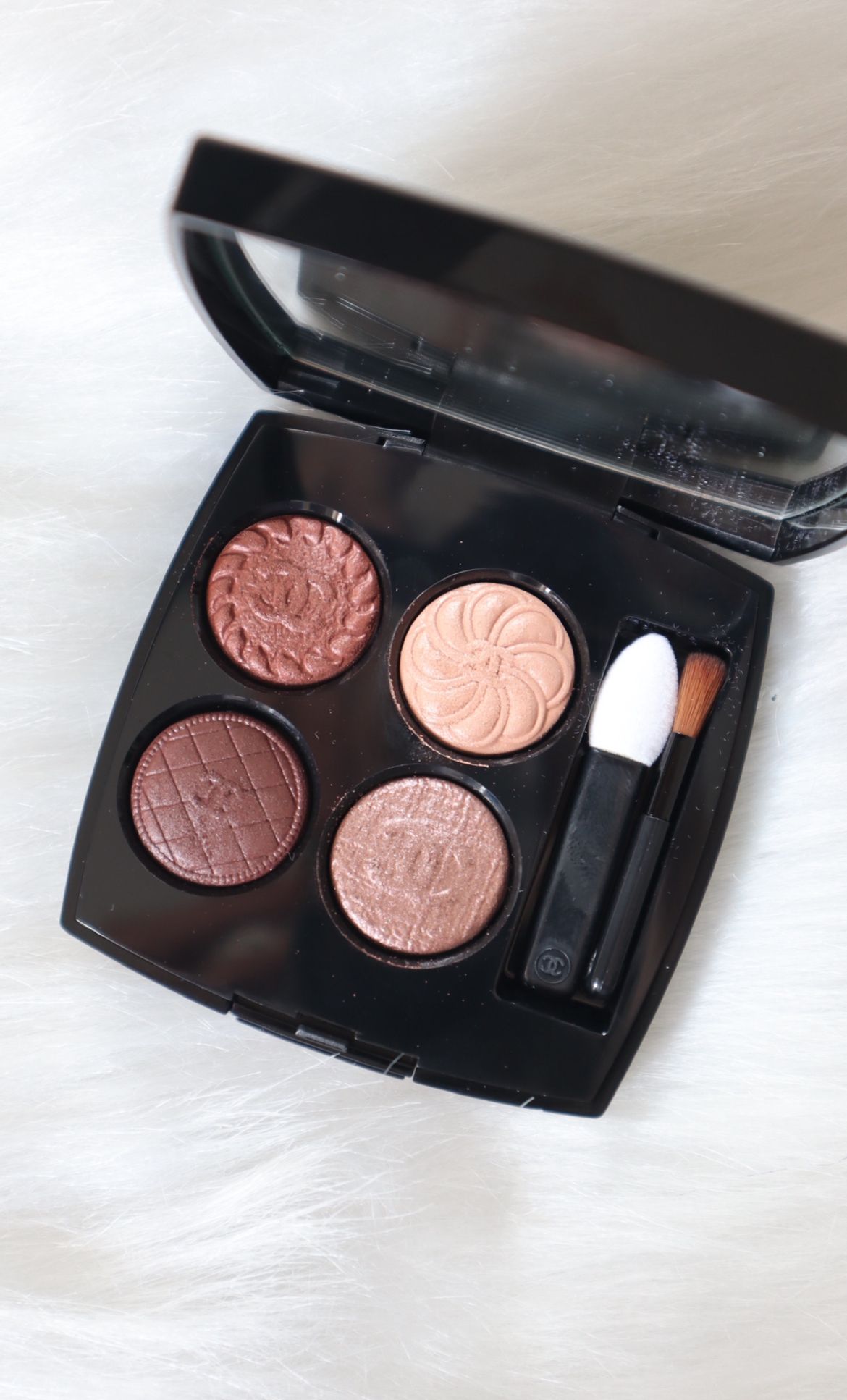 Chanel LES 4 OMBRES 四色眼影 真實評價/實測照片 byl***i 1