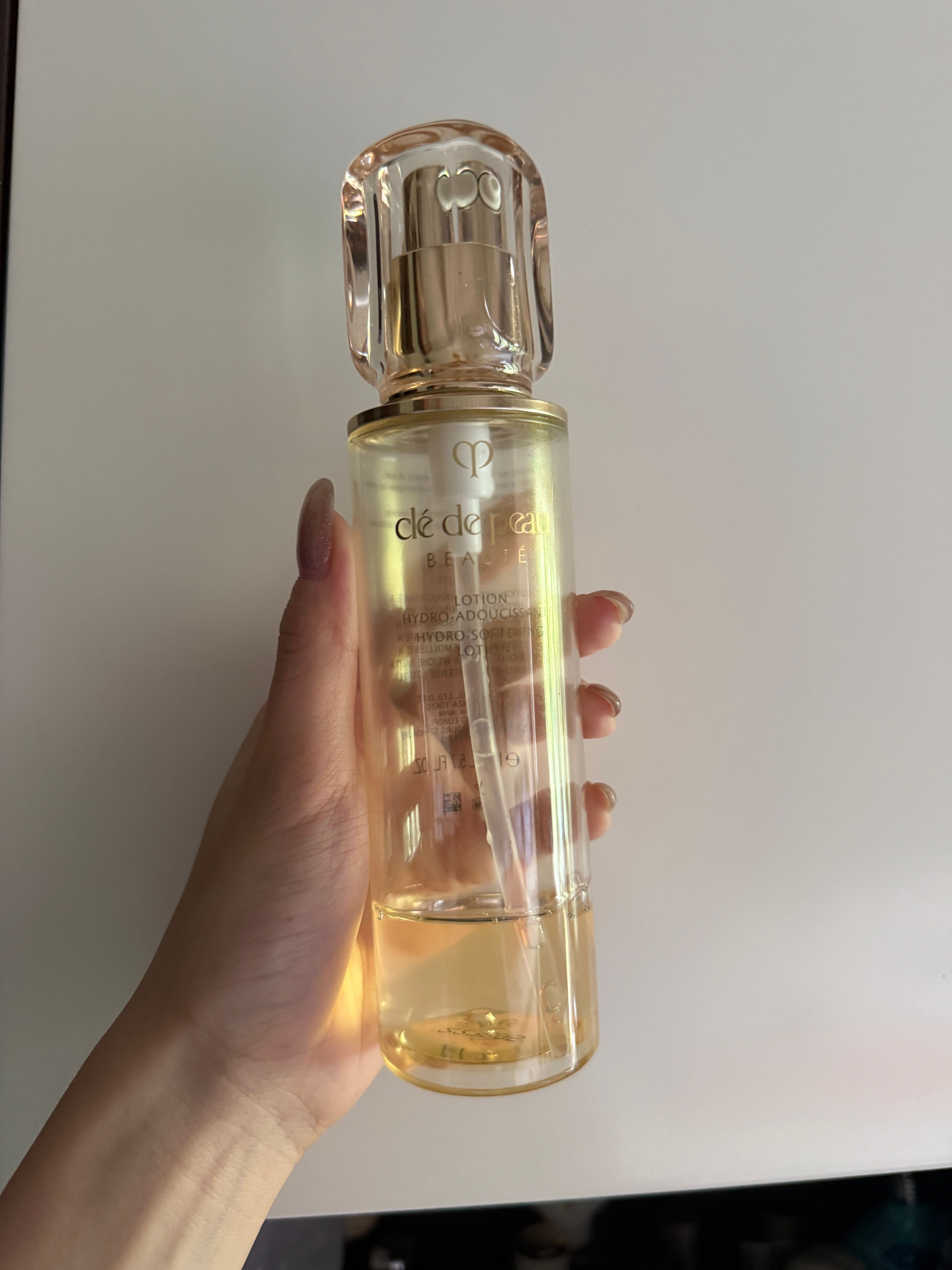 Cle De Peau 鉑鑽凝亮柔膚水 真實評價/實測照片 byviv**************com 2