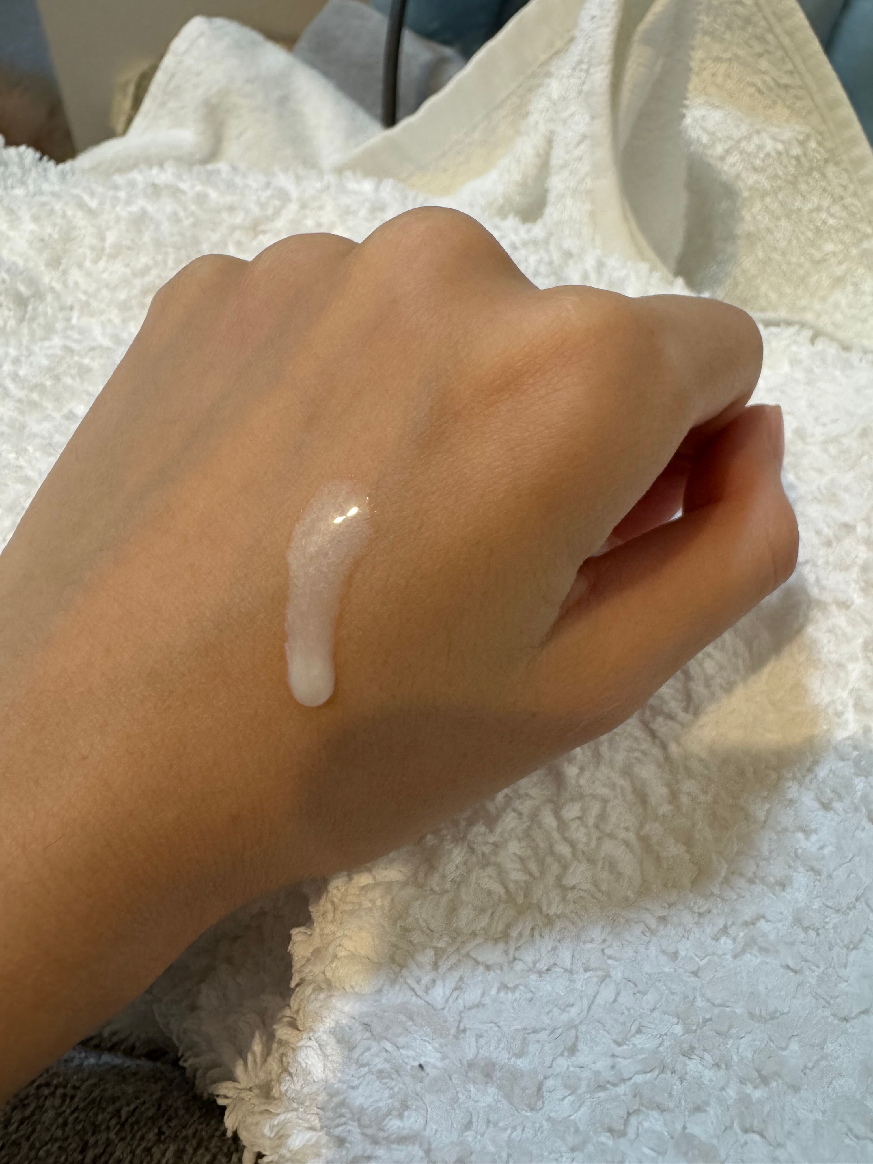 Guerlain 殿級蜂皇再生修護雙效眼精華 Abeille Royale Eye R Serum 真實評價/實測照片 byRu**cc 1