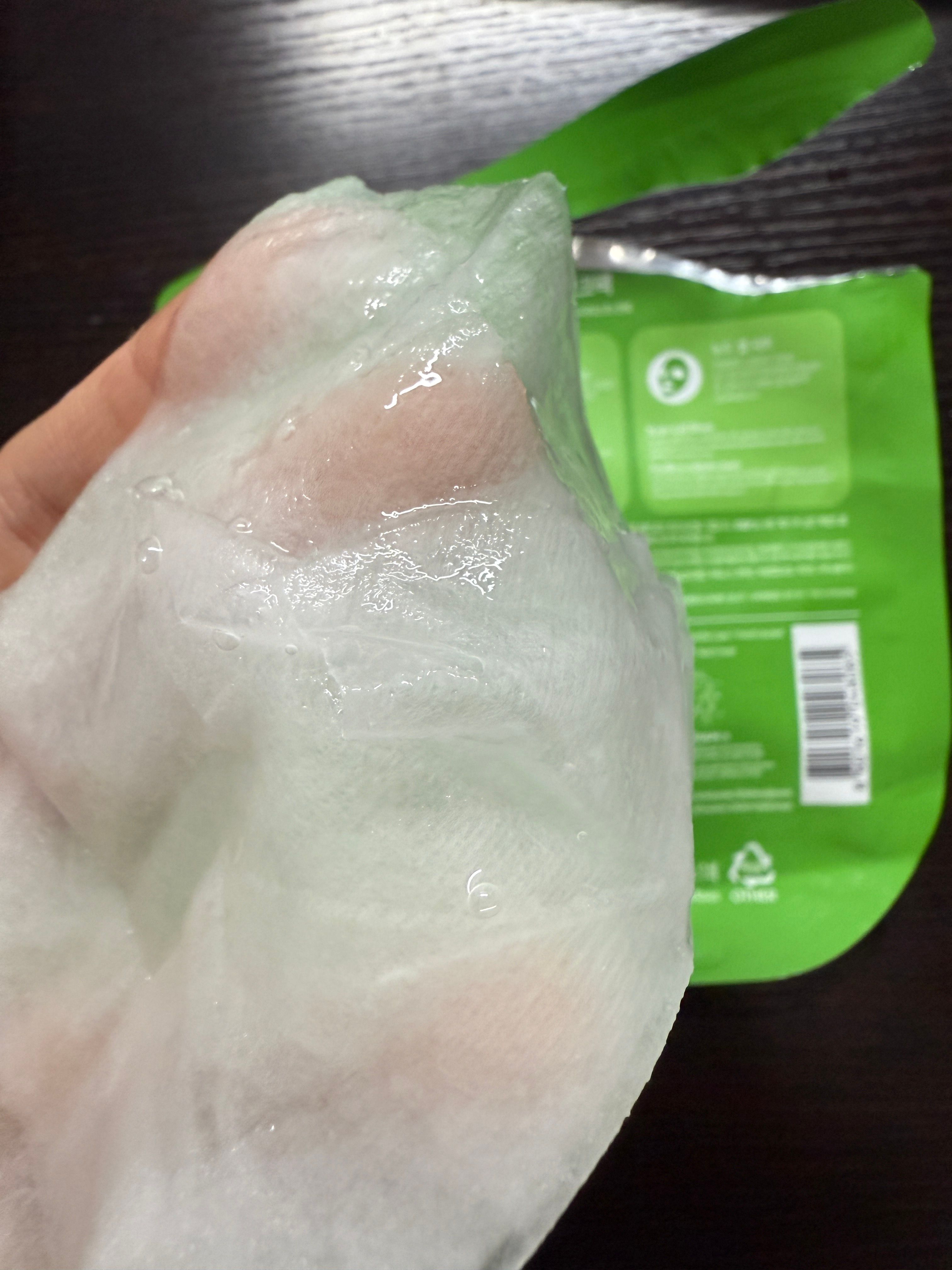 Vaseline 凡士林 凡士林保濕舒緩面膜 真實評價/用後感 byAtl**********ung 1 Vaseline 凡士林 凡士林保濕舒緩面膜 真實評價/實測照片 byAtl**********ung 1