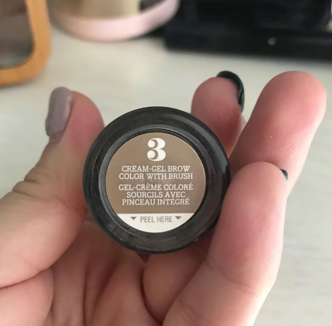 Benefit Cosmetics ka-BROW!霜狀造型眉膏 真實評價/用後感 byyan*****ing 1 Benefit Cosmetics ka-BROW!霜狀造型眉膏 真實評價/實測照片 byyan*****ing 1