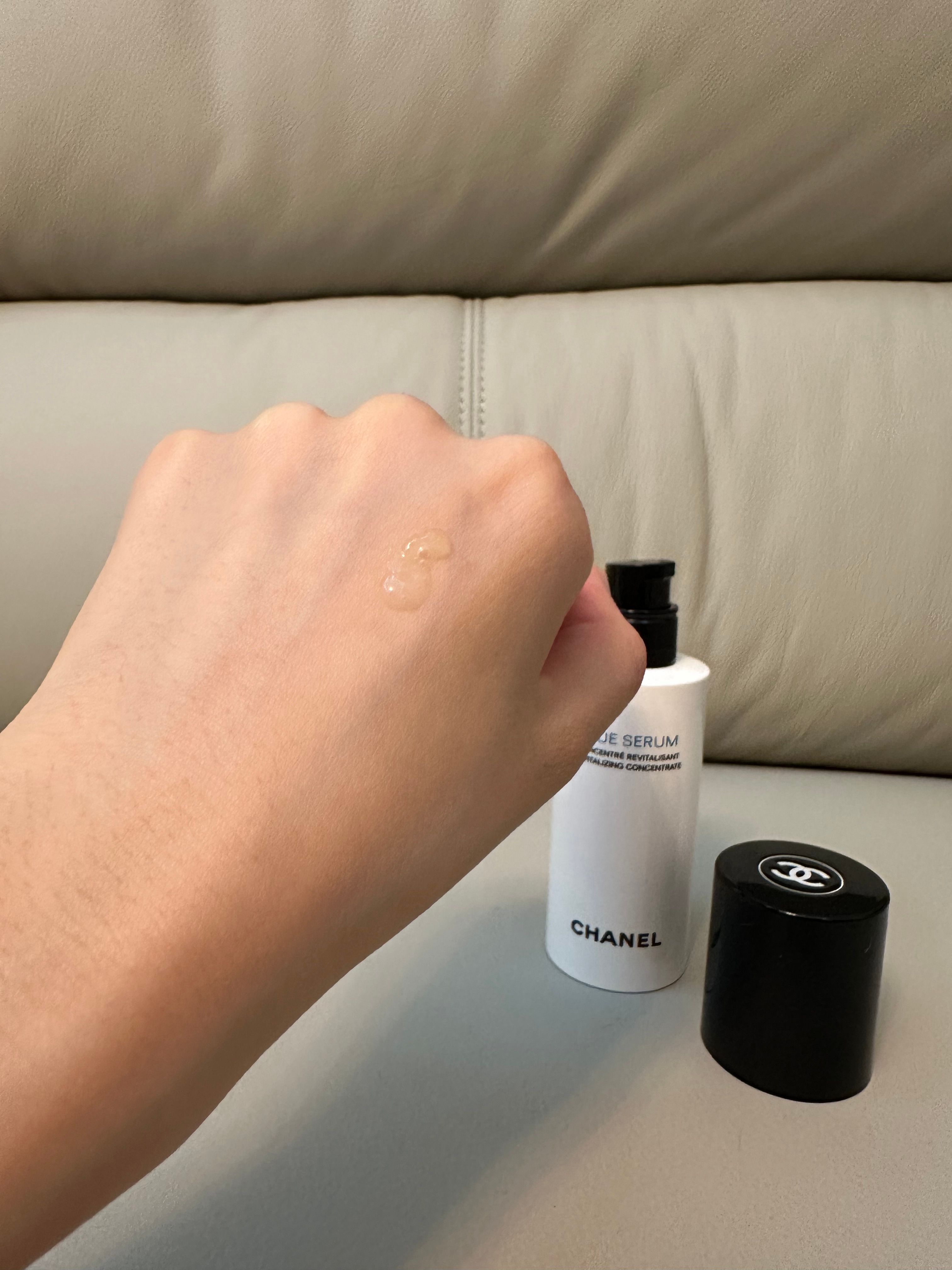 Chanel 肌底液 Blue Serum 真實評價/用後感 bykal***************com 1 Chanel 肌底液 Blue Serum 真實評價/實測照片 bykal***************com 1