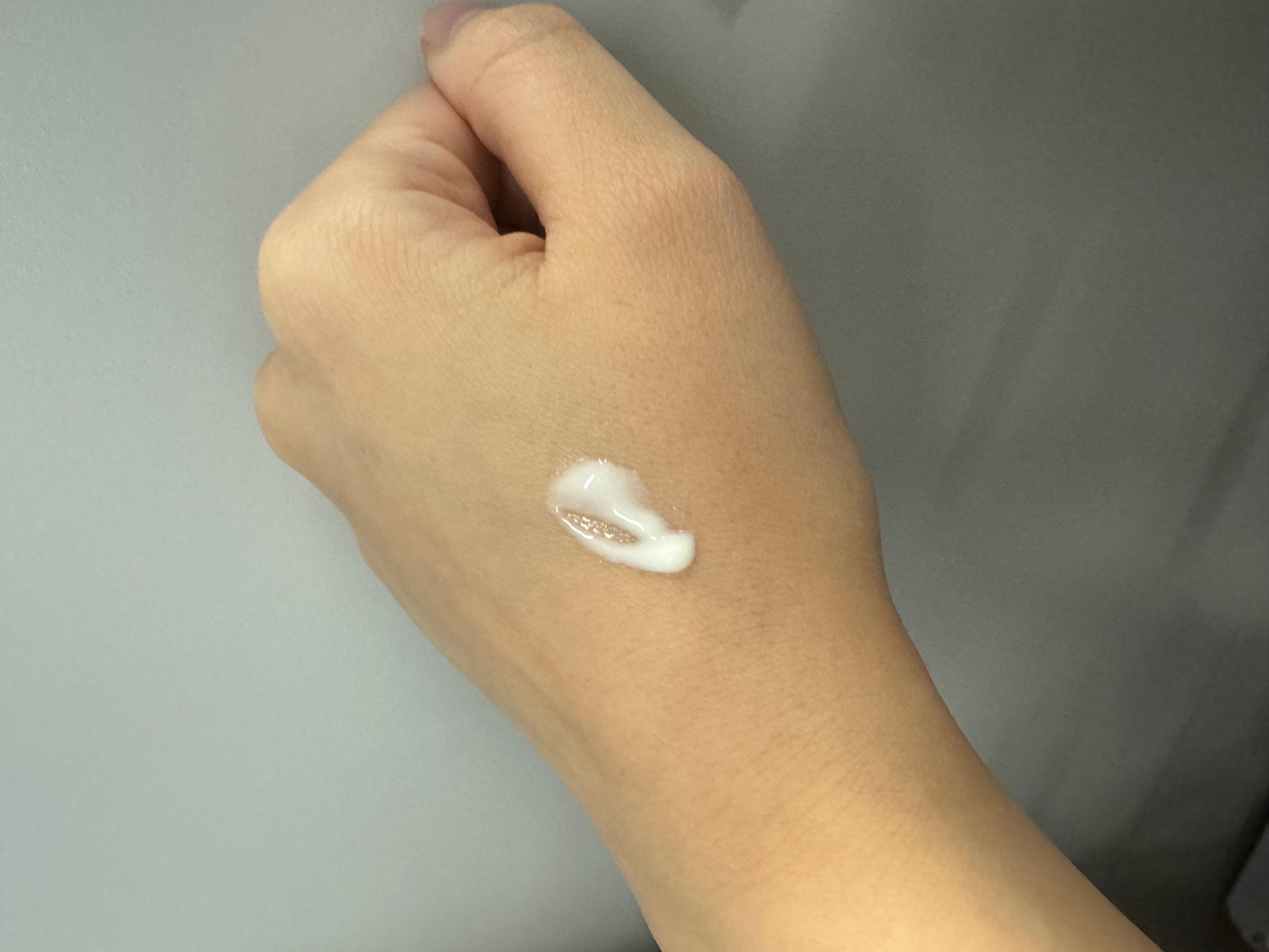 Sunplay Sunplay Skin Aqua超保濕高效防禦防曬露SPF50+ PA++++ 真實評價/實測照片 byY*N 1