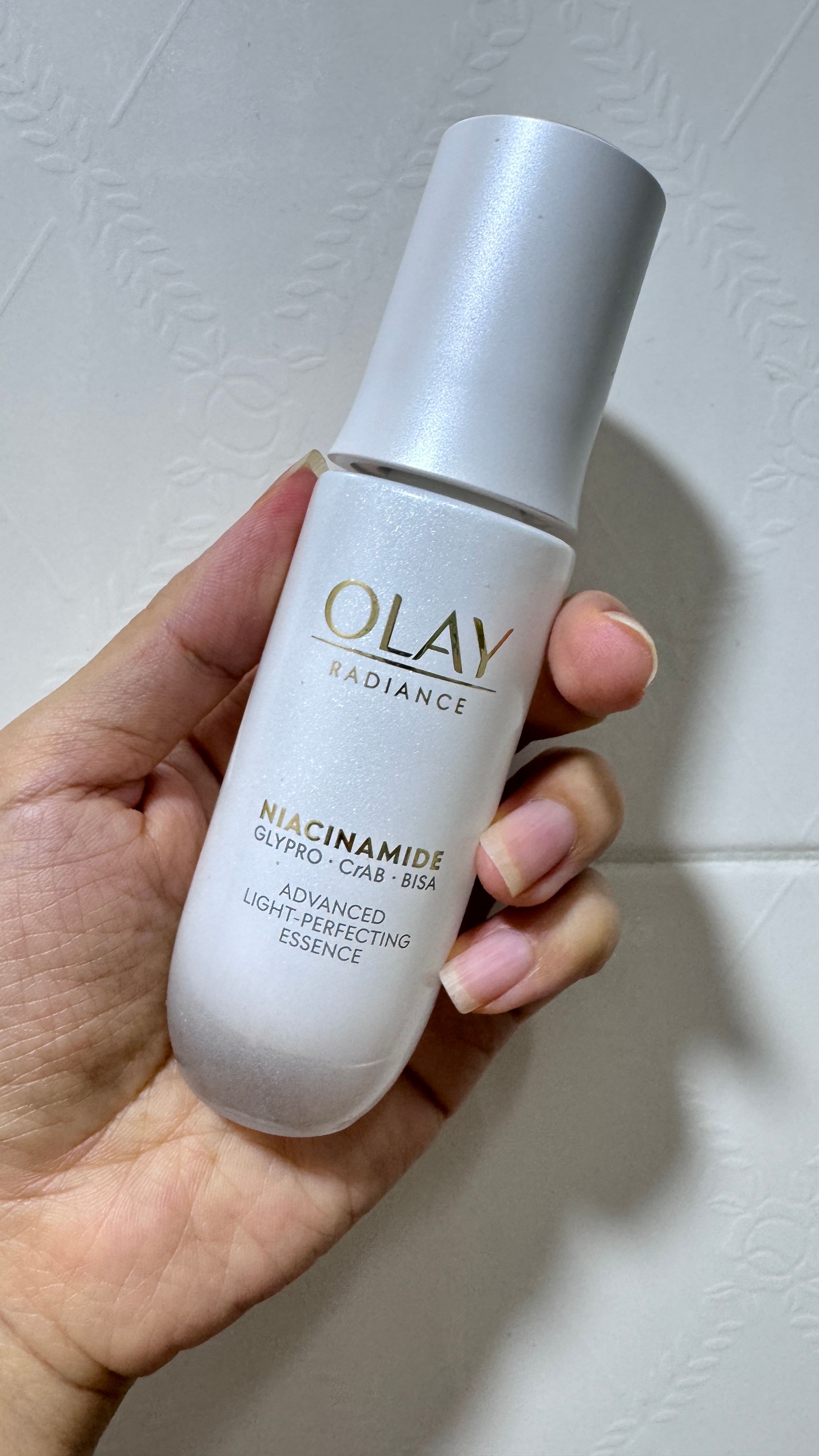 Olay 水感透白光曜精華 (水光小白瓶) 真實評價/實測照片 byLi****ng 1