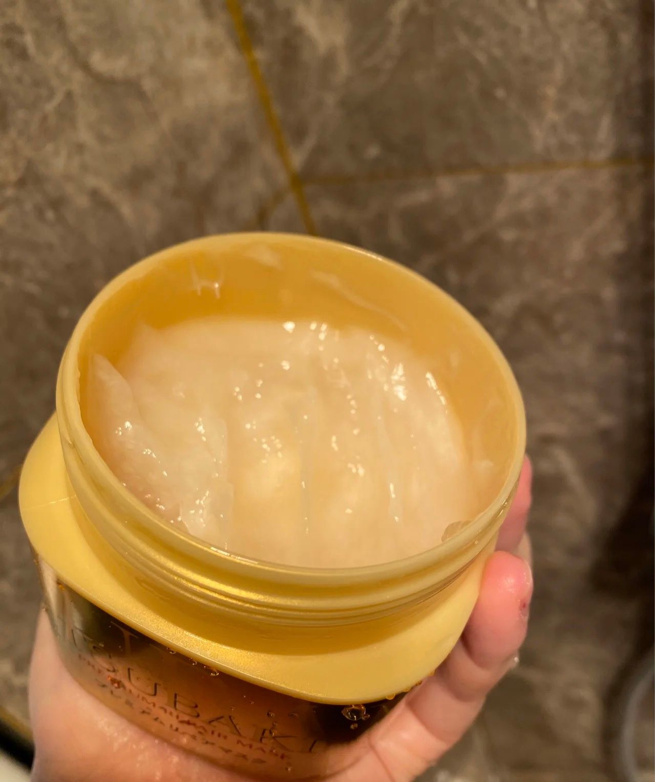 Tsubaki 速效滲透修復髮膜 真實評價/用後感 byw1n************com 1 Tsubaki 速效滲透修復髮膜 真實評價/實測照片 byw1n************com 1