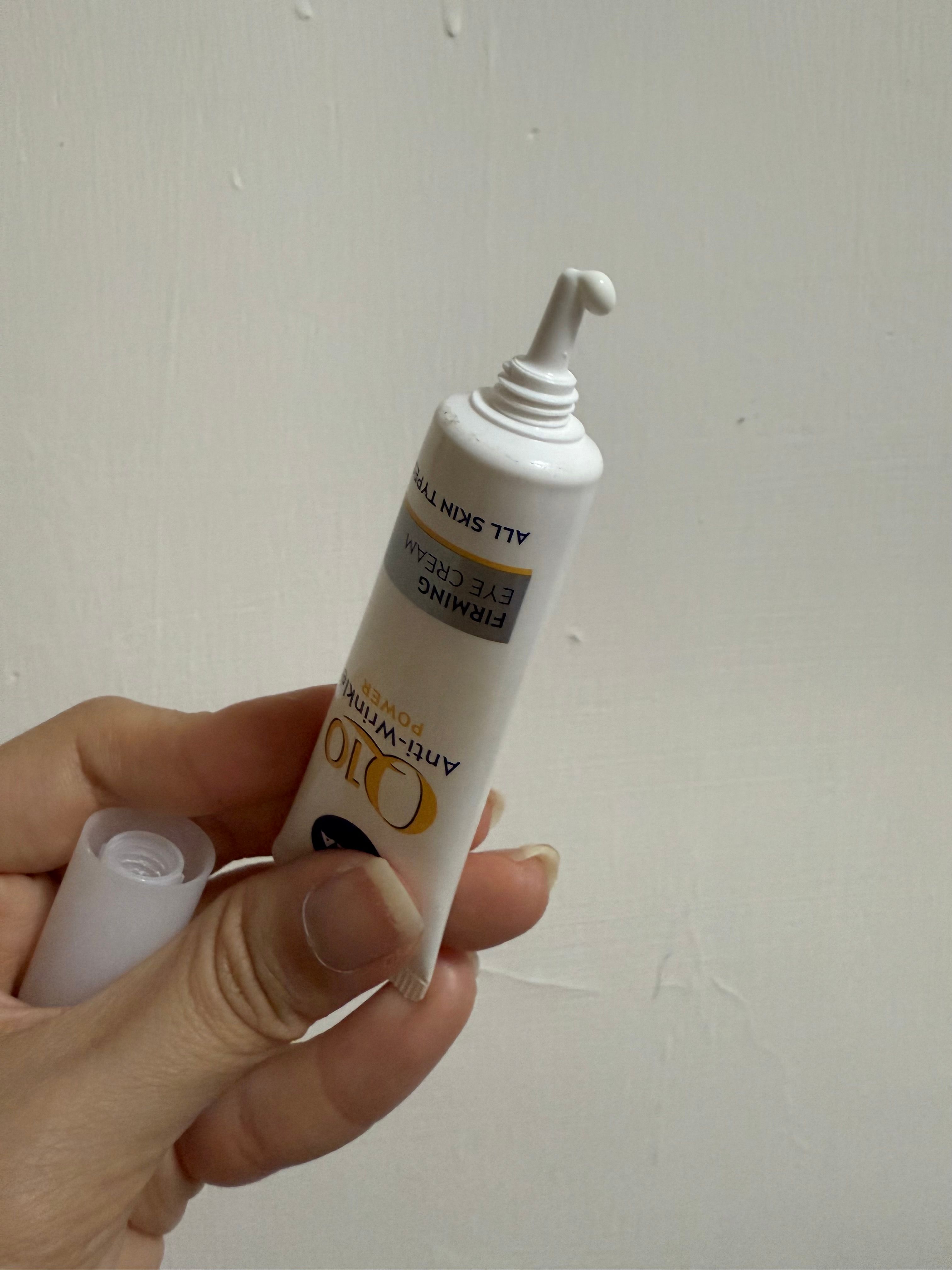 Nivea Q10 Power 眼部抗皺修護霜 真實評價/實測照片 bySsi***rii 1