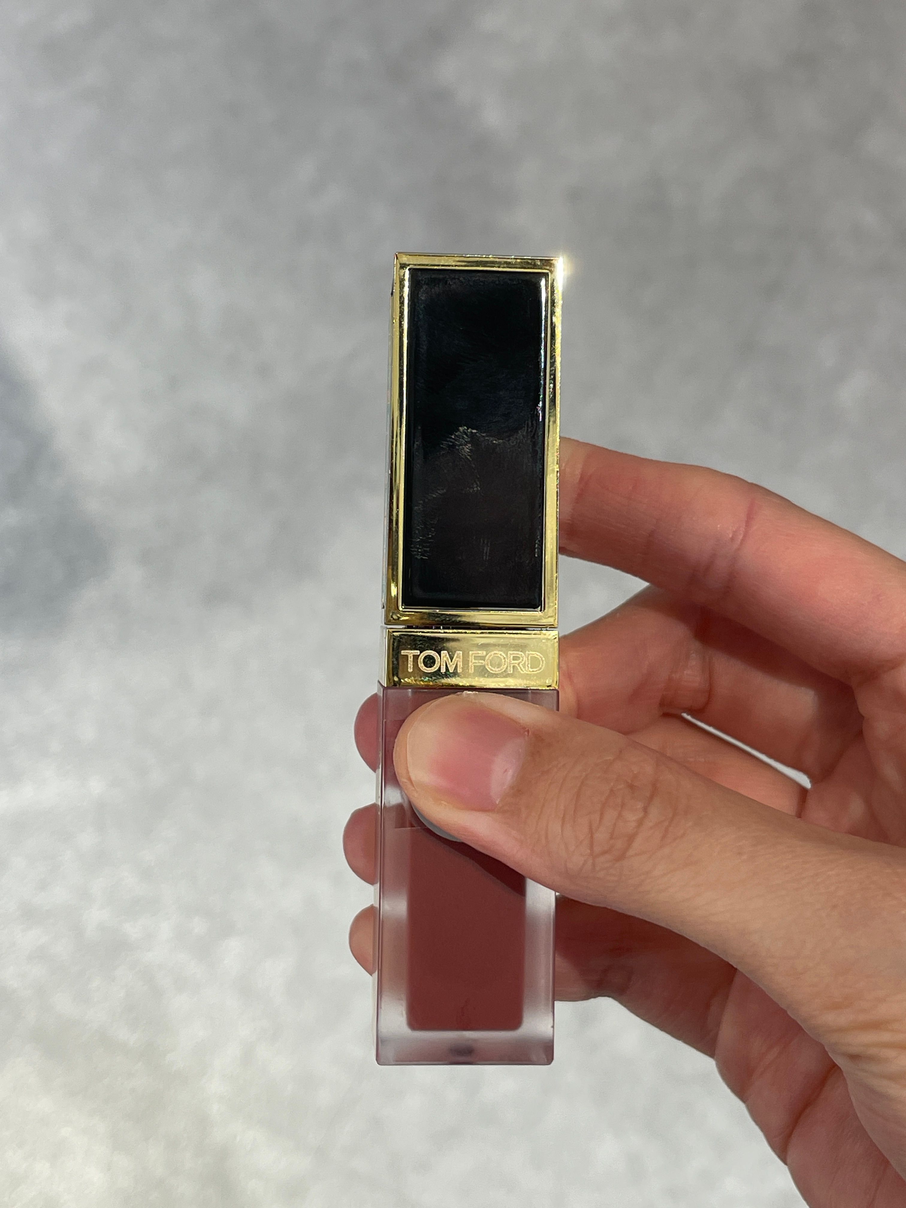 Tom Ford Gloss Luxe Lip Gloss 真實評價/用後感 byBl****ng 2 Tom Ford Gloss Luxe Lip Gloss 真實評價/實測照片 byBl****ng 2