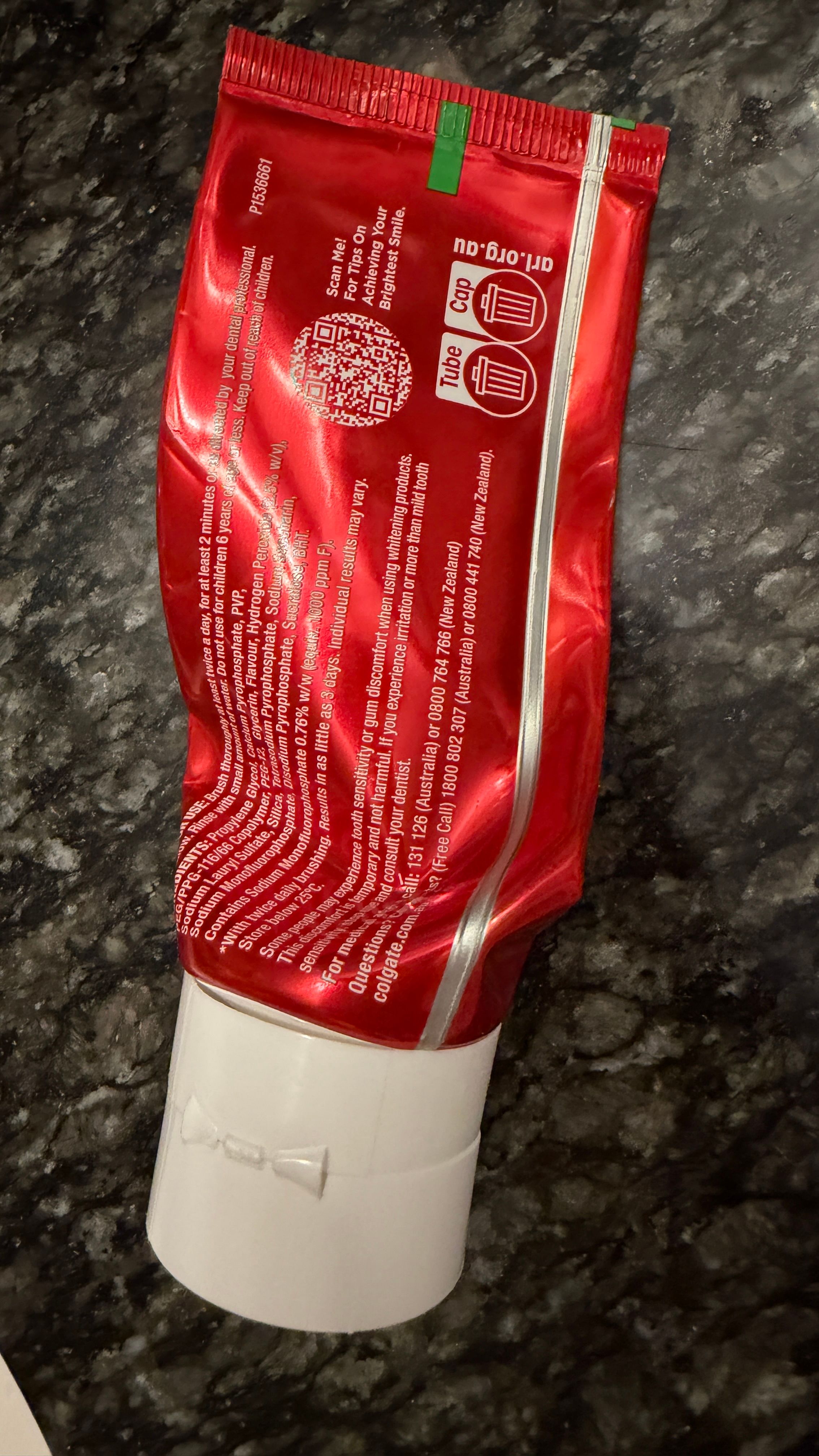 Colgate 高露潔 光感白白金迅白牙膏 真實評價/用後感 byGr***de 1 Colgate 高露潔 光感白白金迅白牙膏 真實評價/實測照片 byGr***de 1