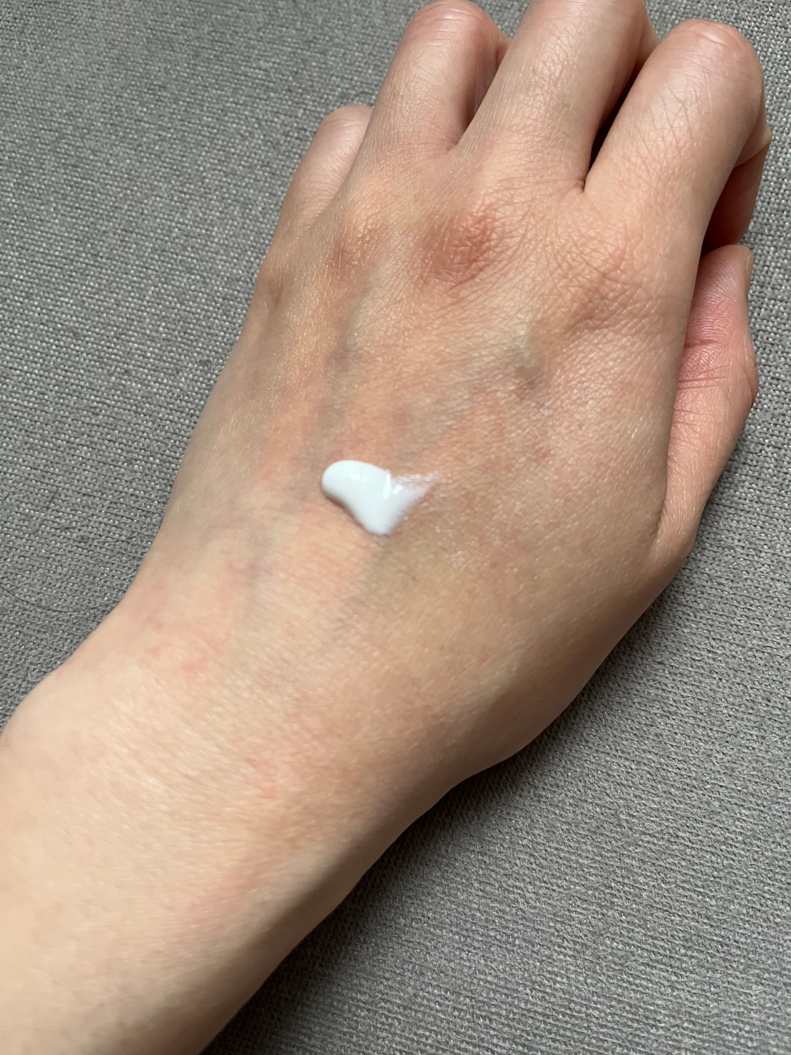 Minon Amion Moist 敏感肌溫和物理防曬乳液 SPF50+PA++++  真實評價/實測照片 bylit*********lam 1