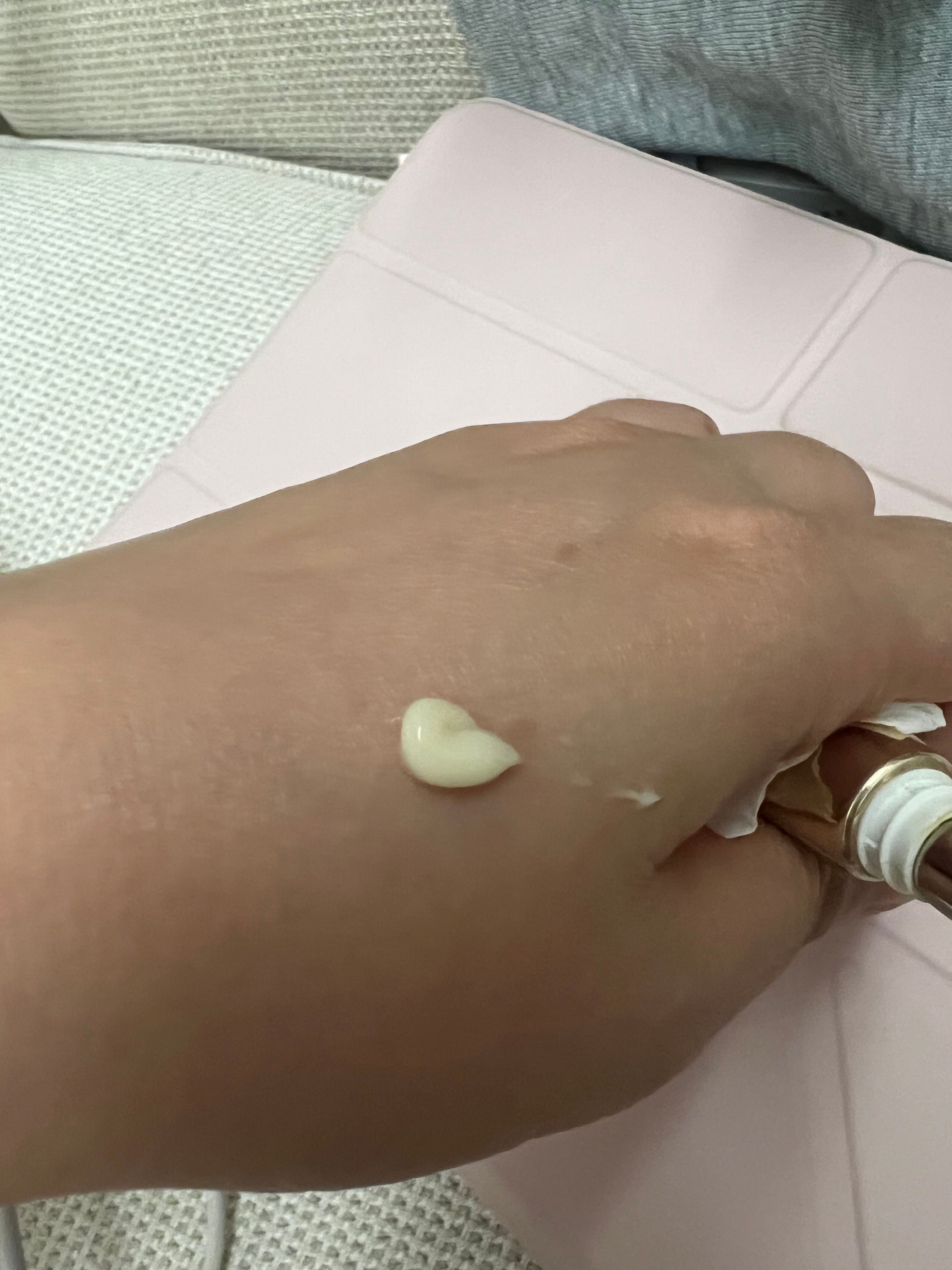 COCOCHI AG抗糖修護眼霜套盒 真實評價/用後感 bycat*****************com 1 COCOCHI AG抗糖修護眼霜套盒 真實評價/實測照片 bycat*****************com 1