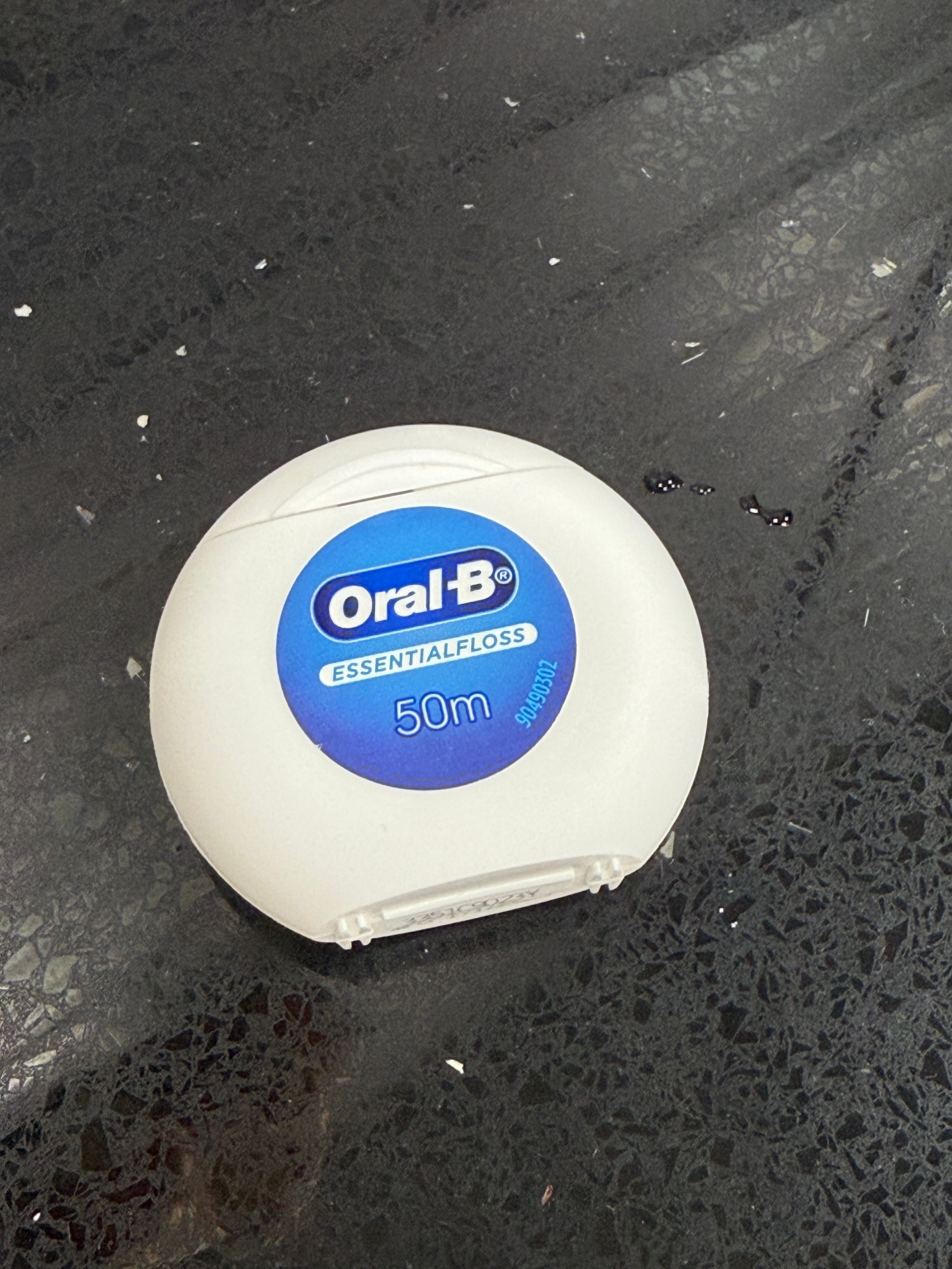 Oral-B 微蠟牙線50米 真實評價/實測照片 byAtl**********ung 2