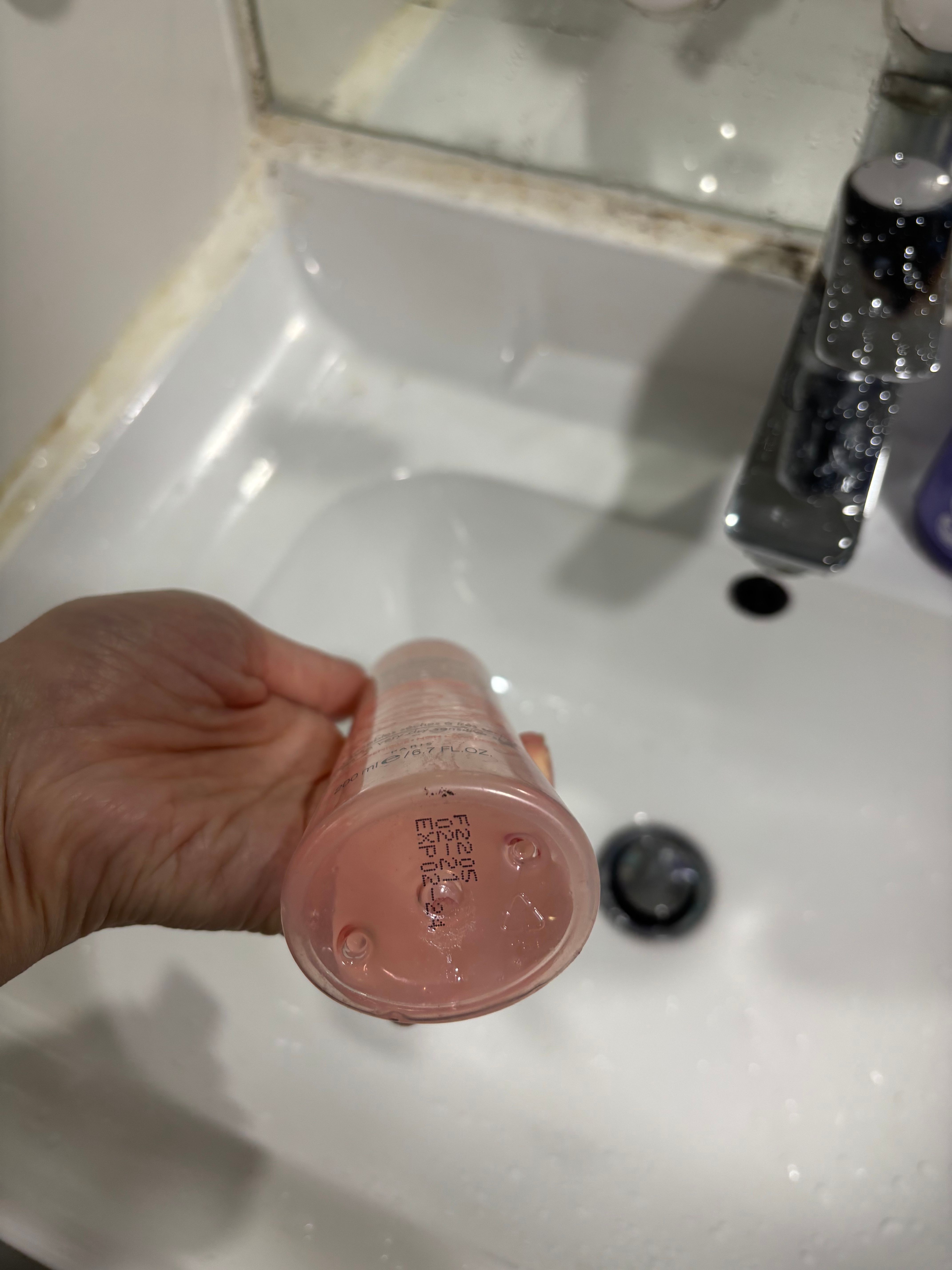 Avene 溫和爽膚水 真實評價/實測照片 byfee*************com 1