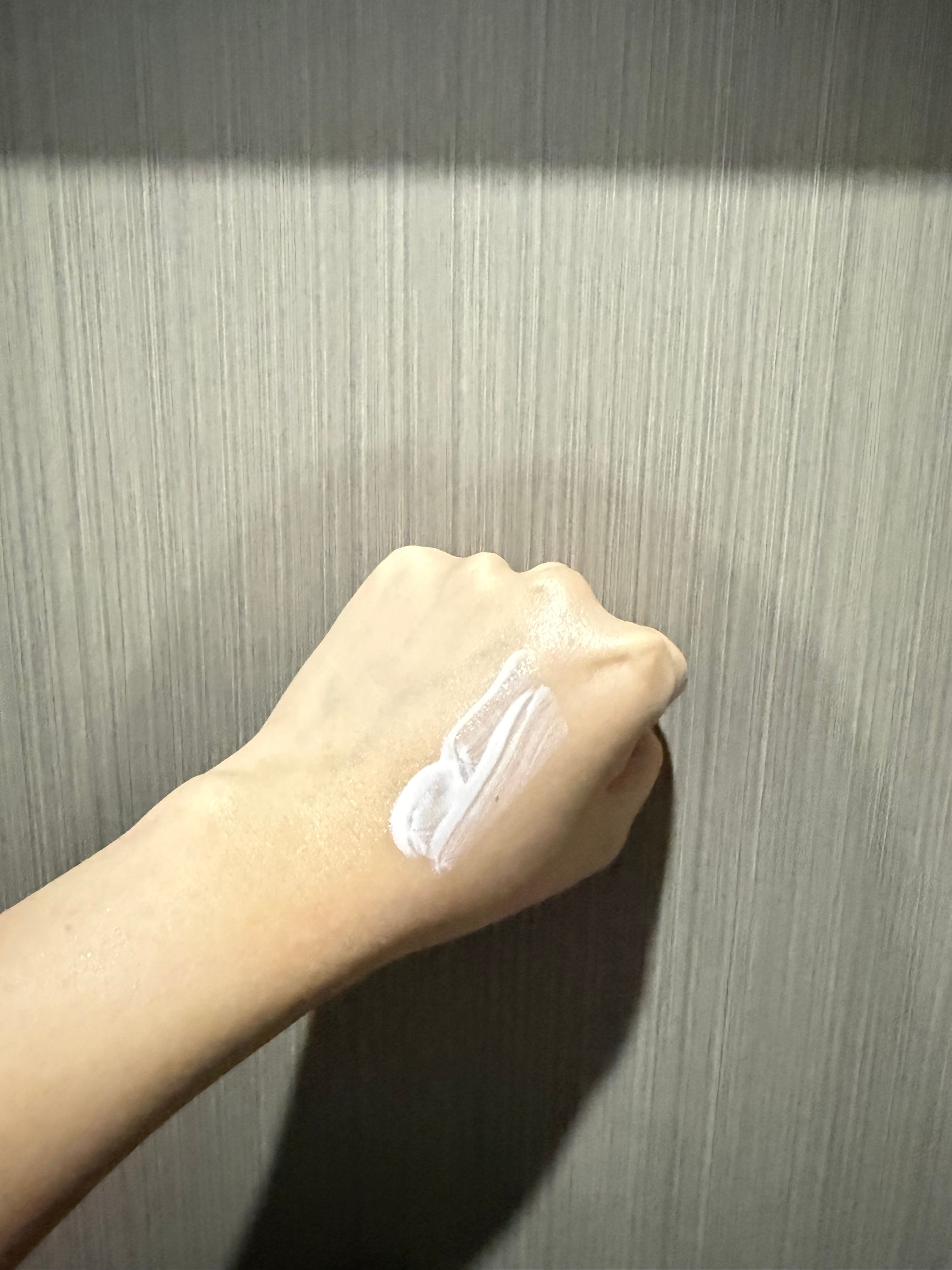Anessa 安耐曬 全效濾光活膚UV乳液 真實評價/實測照片 byGig***ong 1