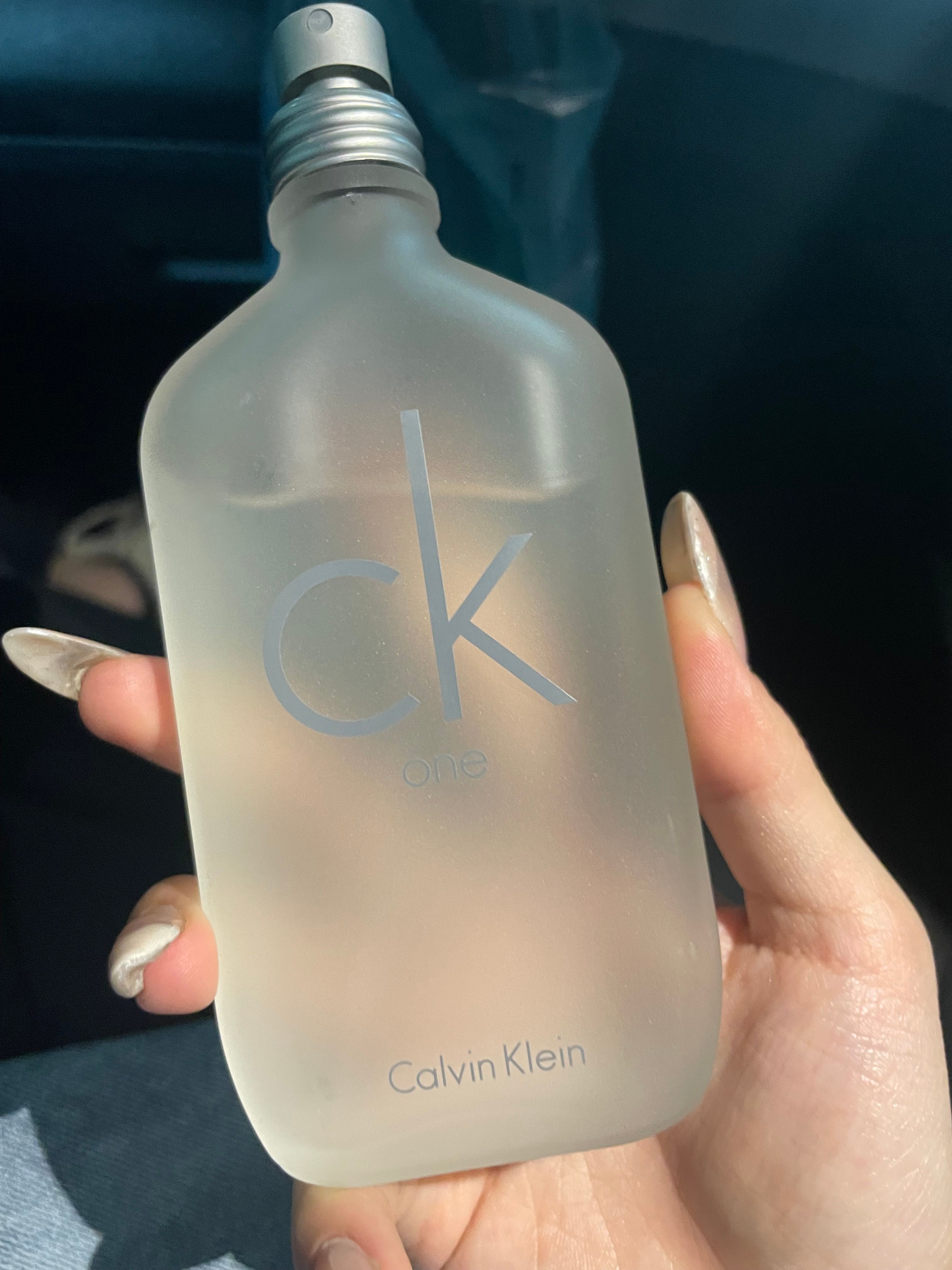 Calvin Klein CK One Unissex 真實評價/用後感 byheb**************com 1 Calvin Klein CK One Unissex 真實評價/實測照片 byheb**************com 1