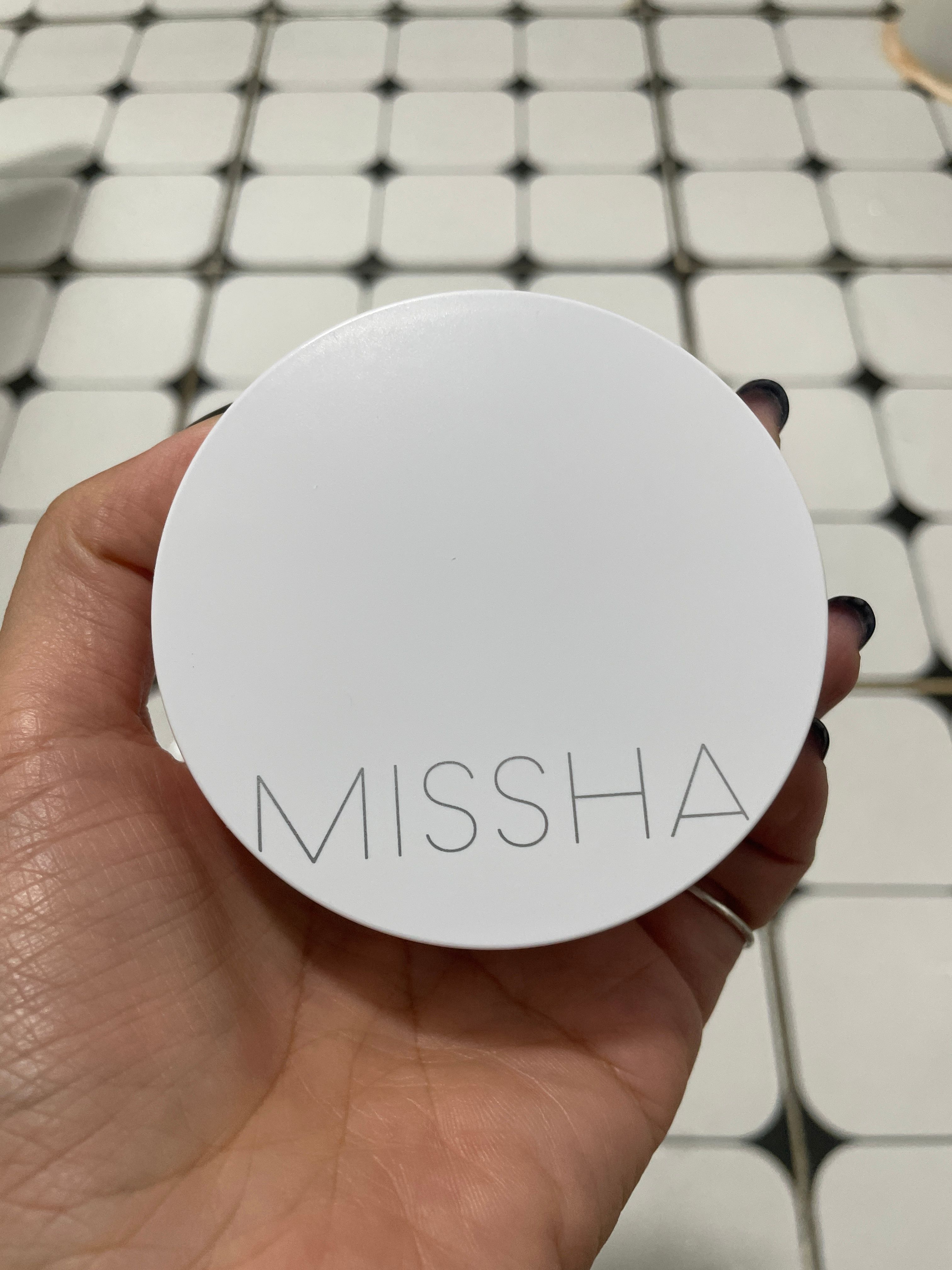 Missha 魔幻保濕氣墊粉底 真實評價/用後感 byrac******************.hk 2 Missha 魔幻保濕氣墊粉底 真實評價/實測照片 byrac******************.hk 2