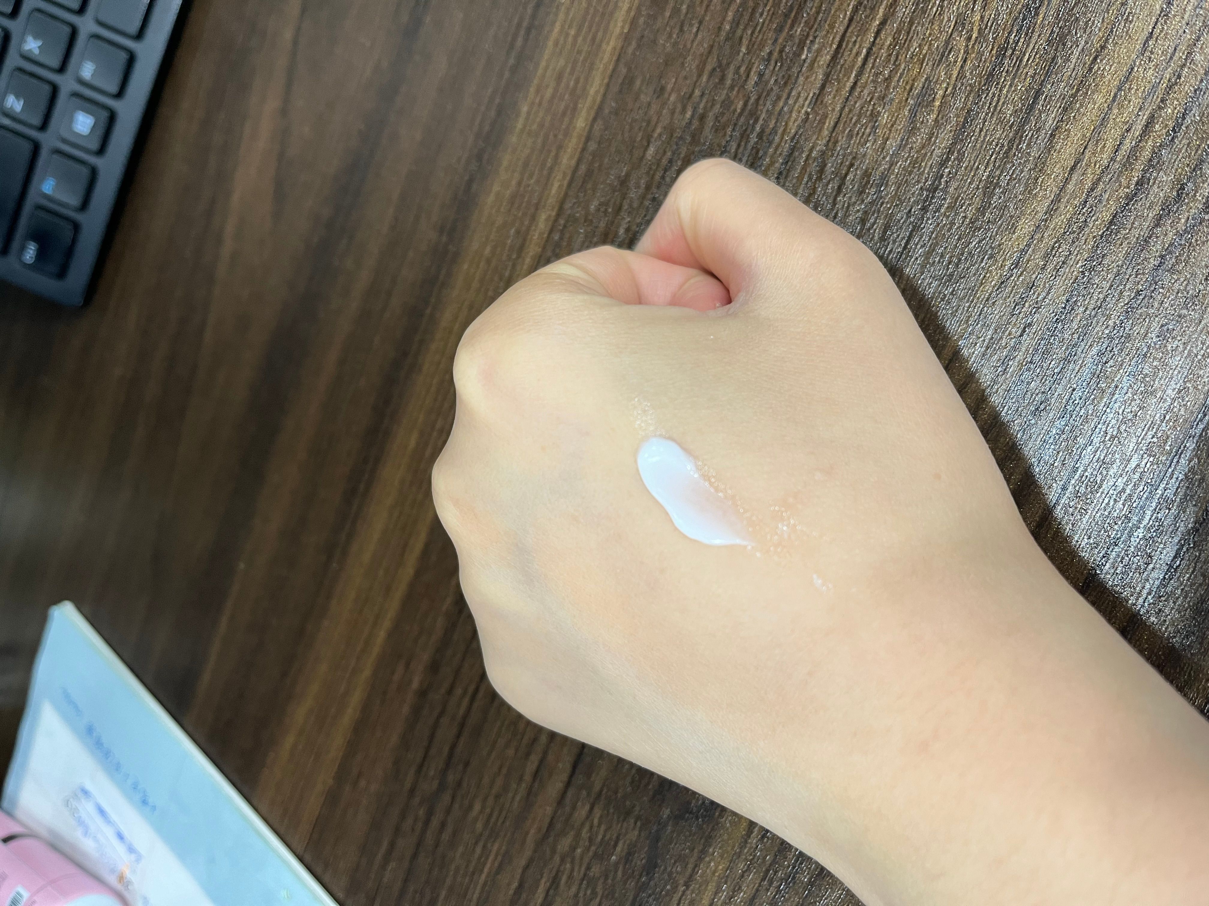 W.Dressroom 香芬護手霜 真實評價/實測照片 bycat***************com 1