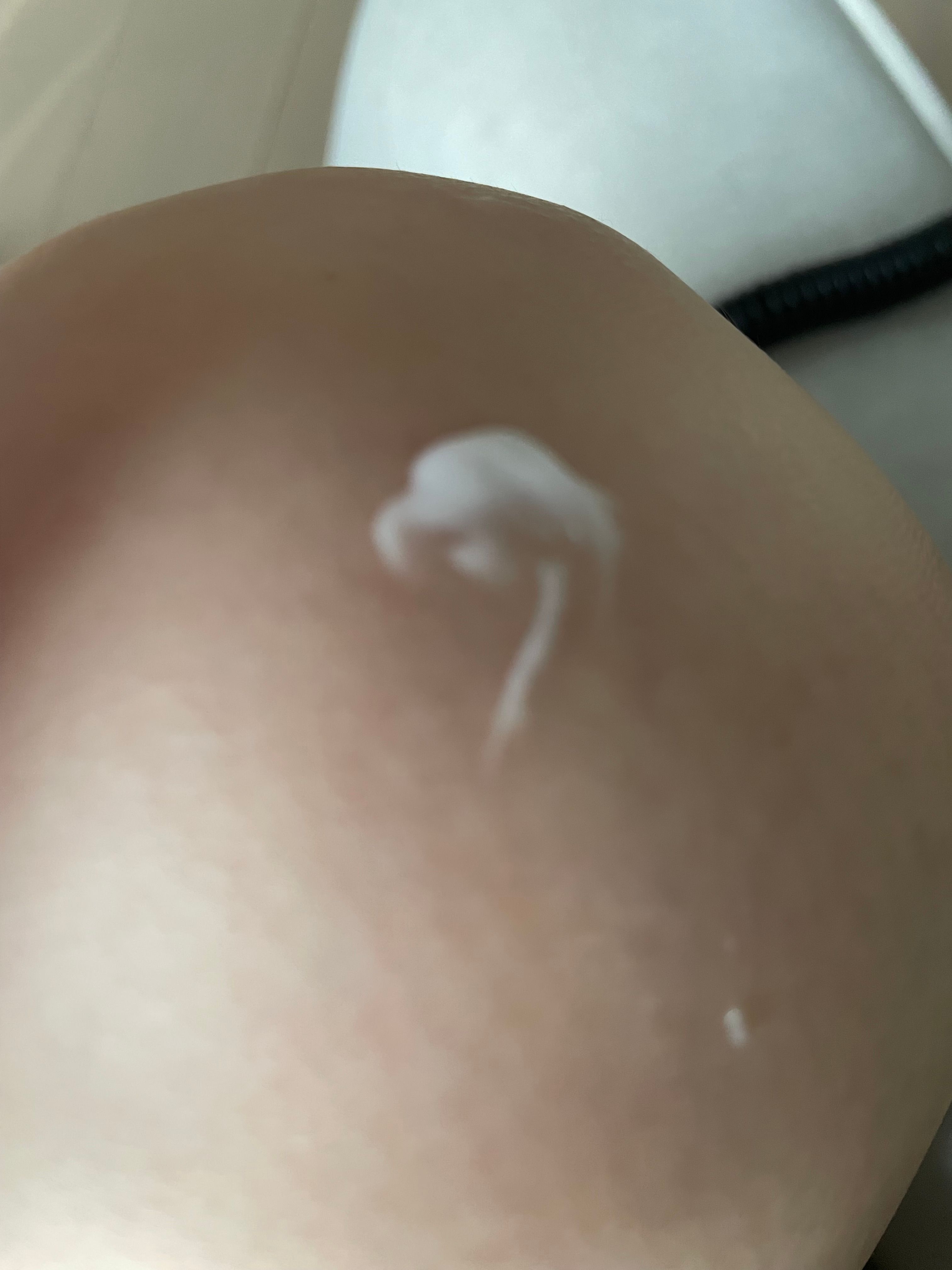 Clinique 水嫩保濕精華水 真實評價/實測照片 byhui****************com 1