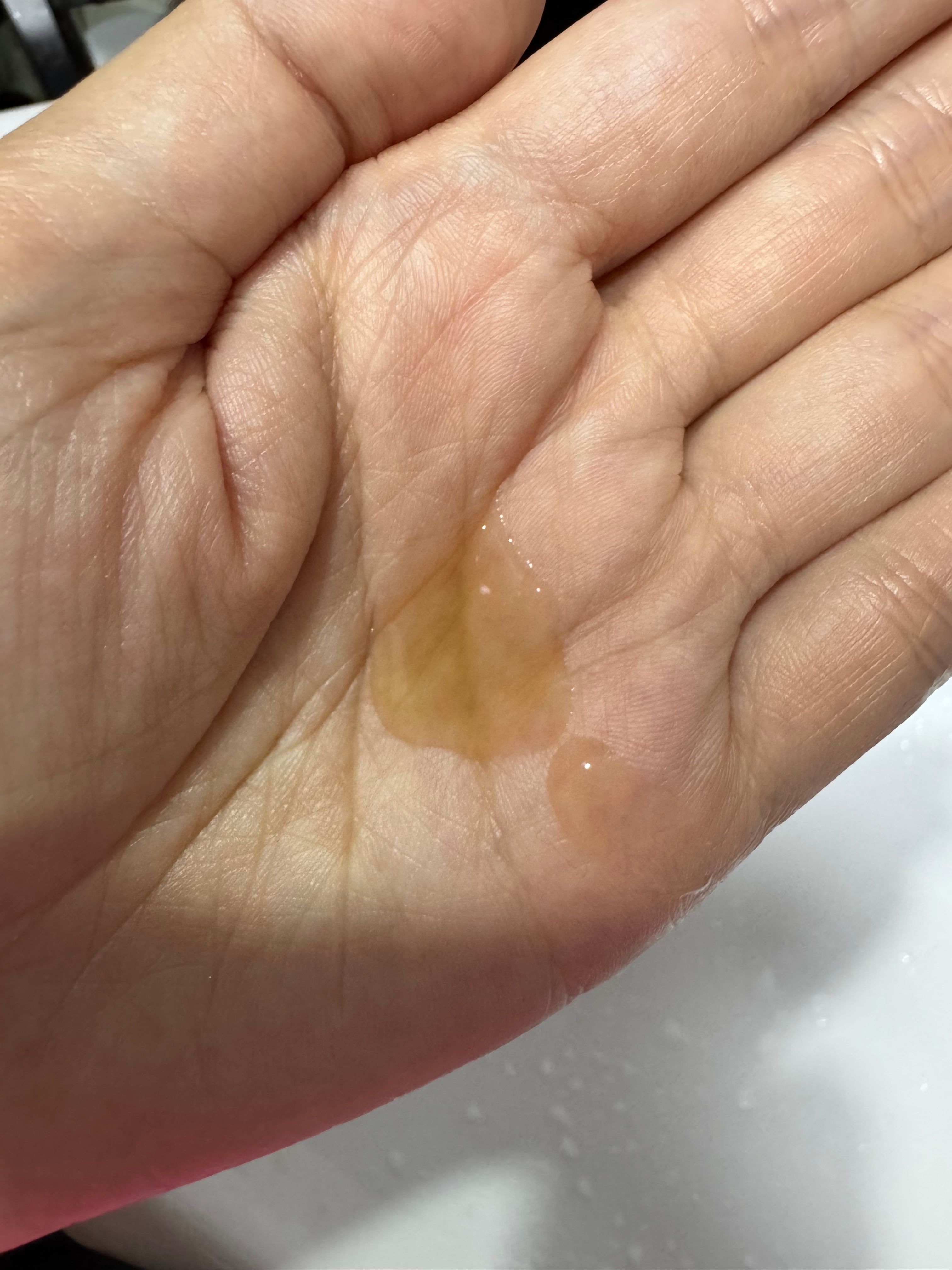 Sulwhasoo 雪花秀 第6代潤燥再生精華 (人參精華肌底液) 真實評價/實測照片 byMs_***ple 1