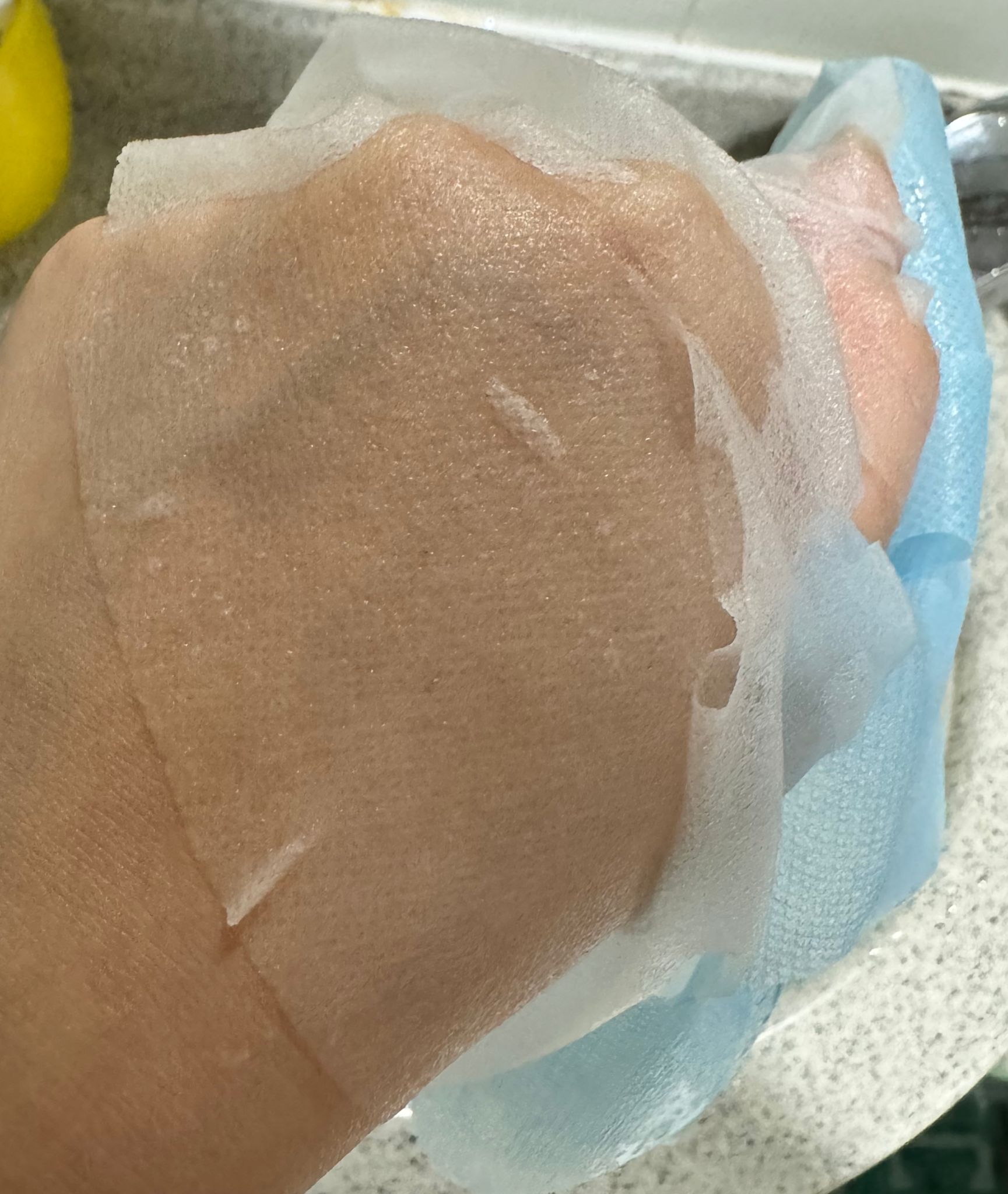 LOVEMORE愛戀膜法豐台灣 蘆薈絲瓜沁潤蠶絲面膜 真實評價/實測照片 byJo**en 1