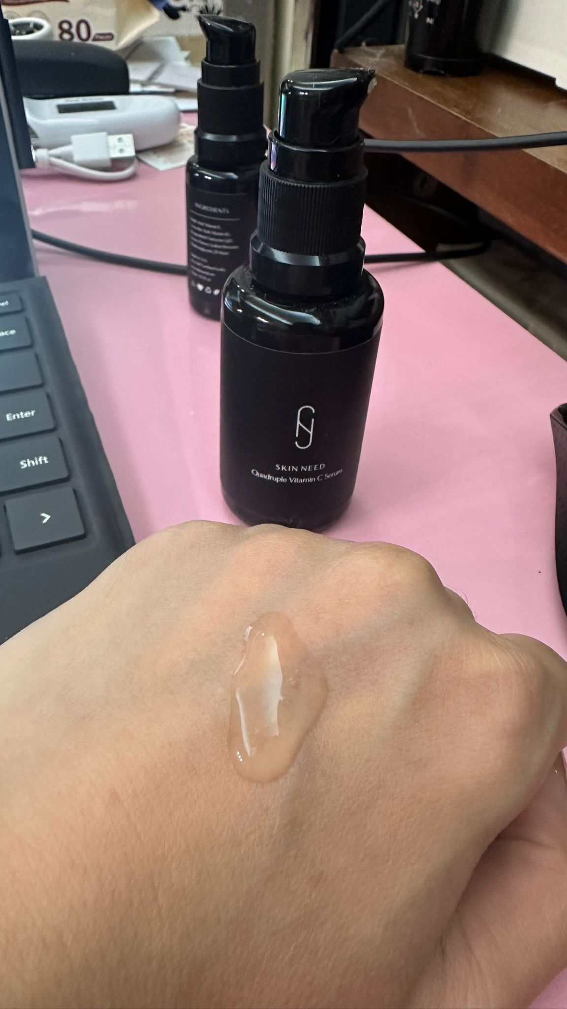 Skin Need 04F 4重維他命C精華 真實評價/用後感 byAsh*****ong 1 Skin Need 04F 4重維他命C精華 真實評價/實測照片 byAsh*****ong 1
