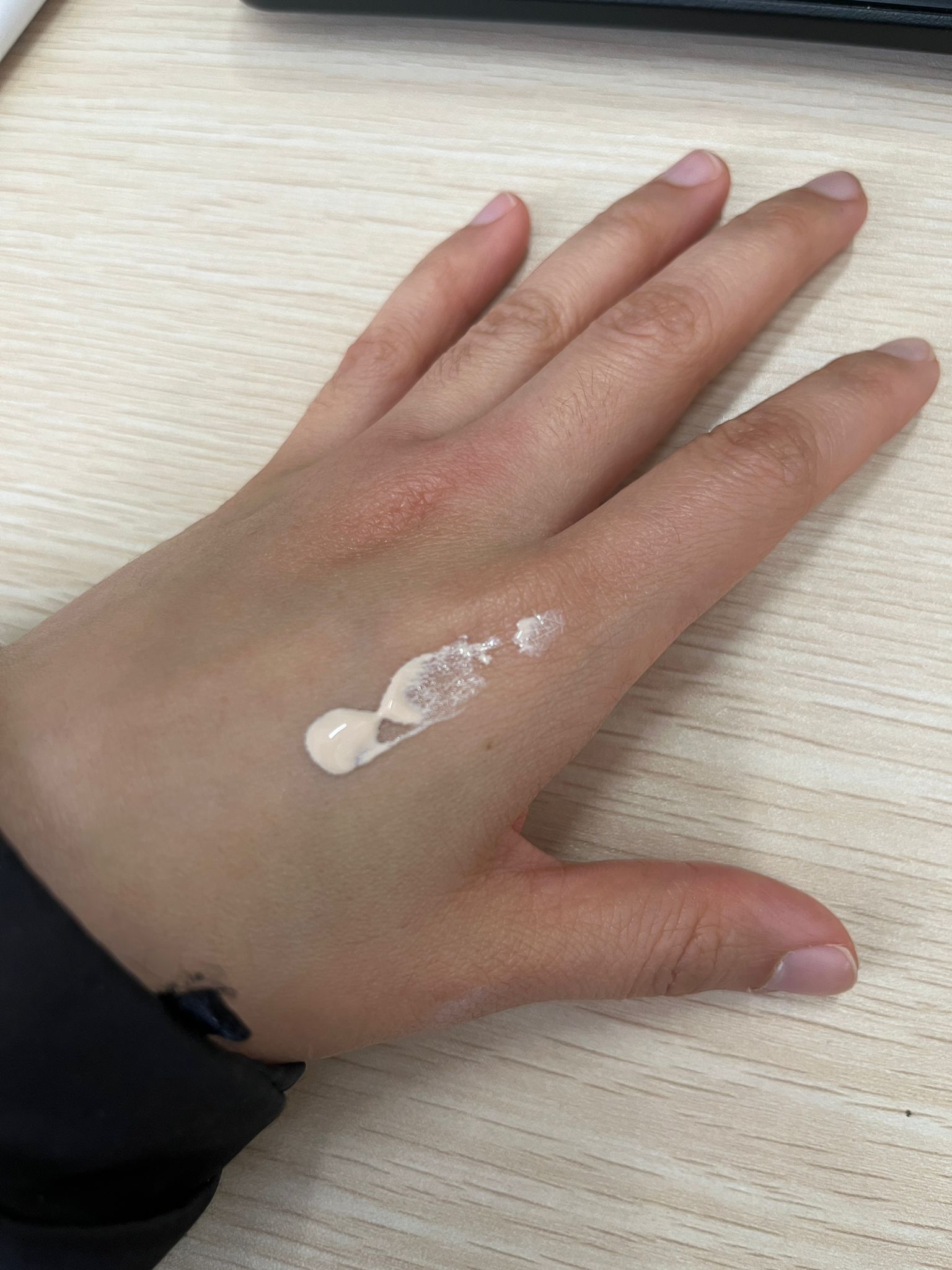 Nars Light Reflecting™ 原生光提亮妝前乳 真實評價/實測照片 byLil***han 1