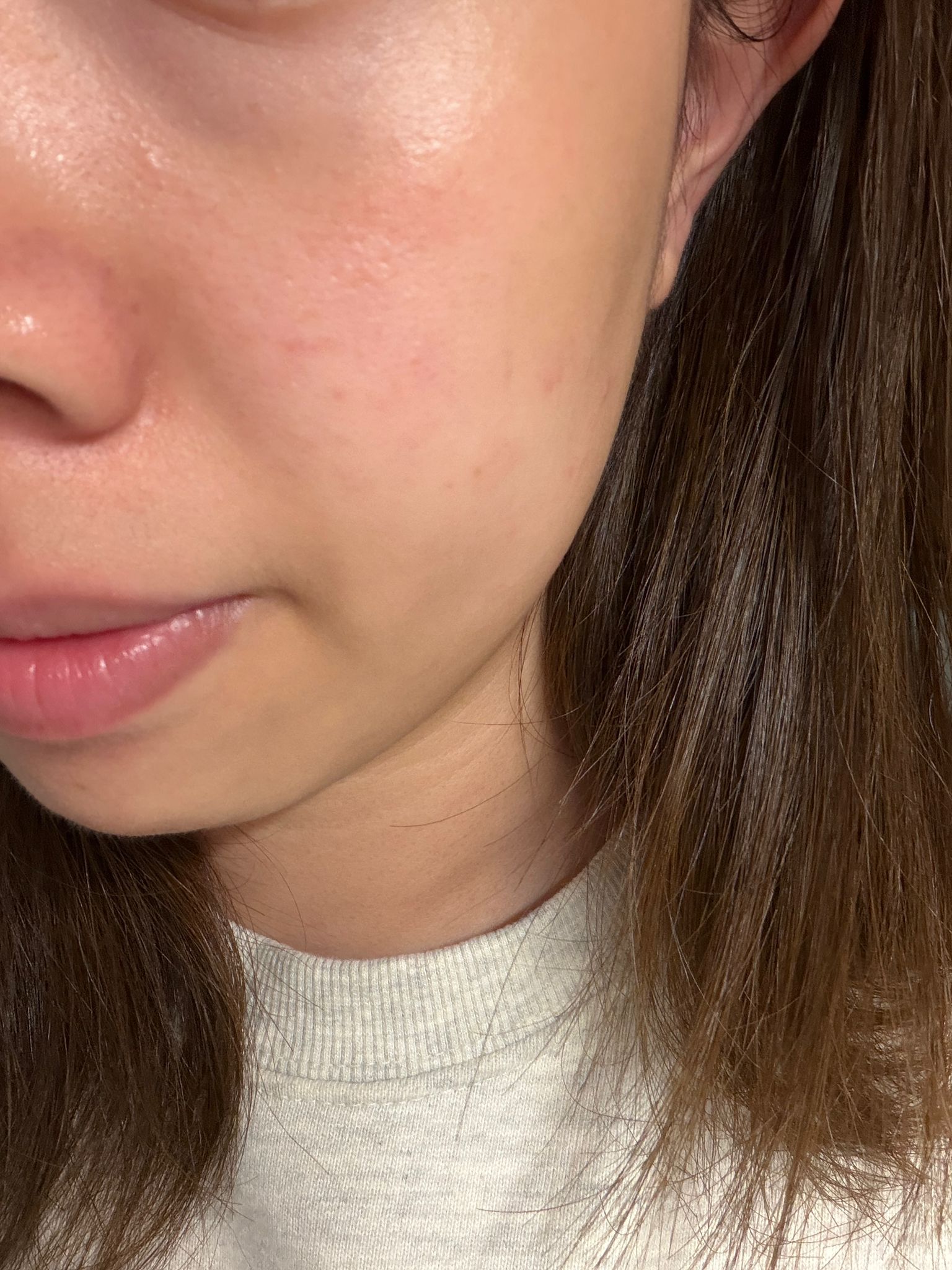 CeraVe 活肌再生維他命C提亮精華 真實評價/用後感 byCo****ai 2 CeraVe 活肌再生維他命C提亮精華 真實評價/實測照片 byCo****ai 2