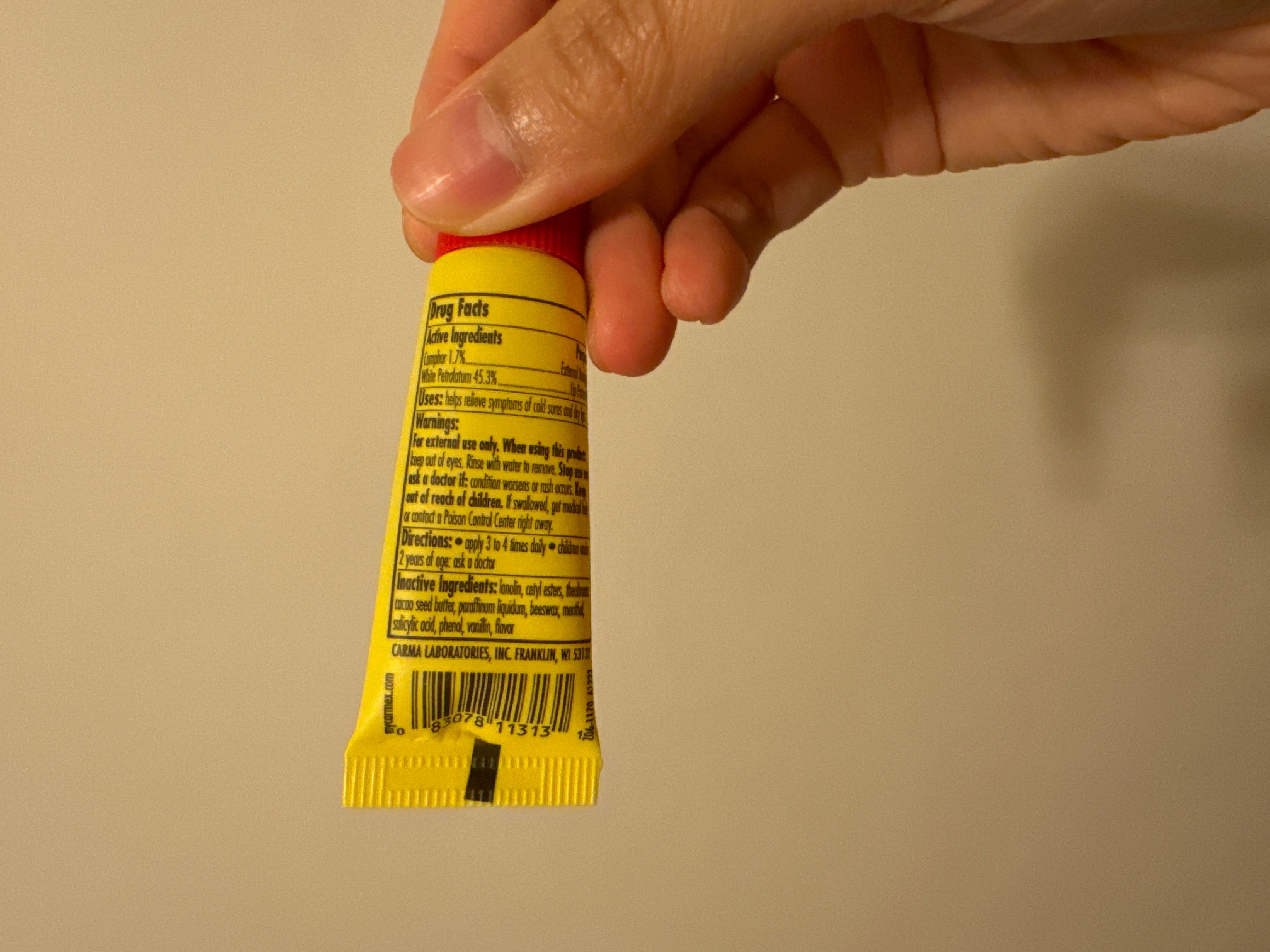 Carmex 小蜜提 修護潤唇膏 (軟管裝) 真實評價/用後感 byamy*************com 1 Carmex 小蜜提 修護潤唇膏 (軟管裝) 真實評價/實測照片 byamy*************com 1