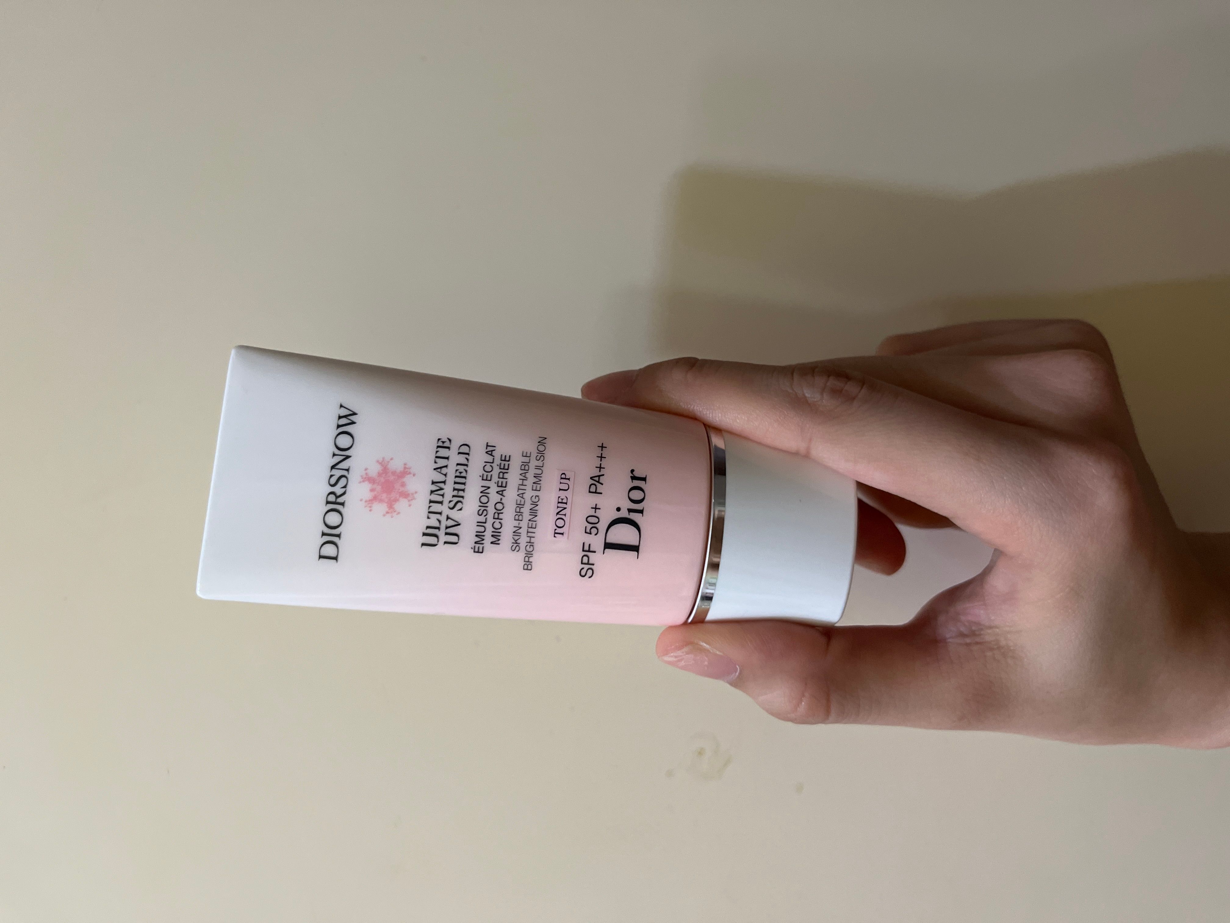 Dior 雪凝亮白全效輕盈調色防曬乳液 SPF 50+ PA+++ 真實評價/實測照片 byFr****an 1