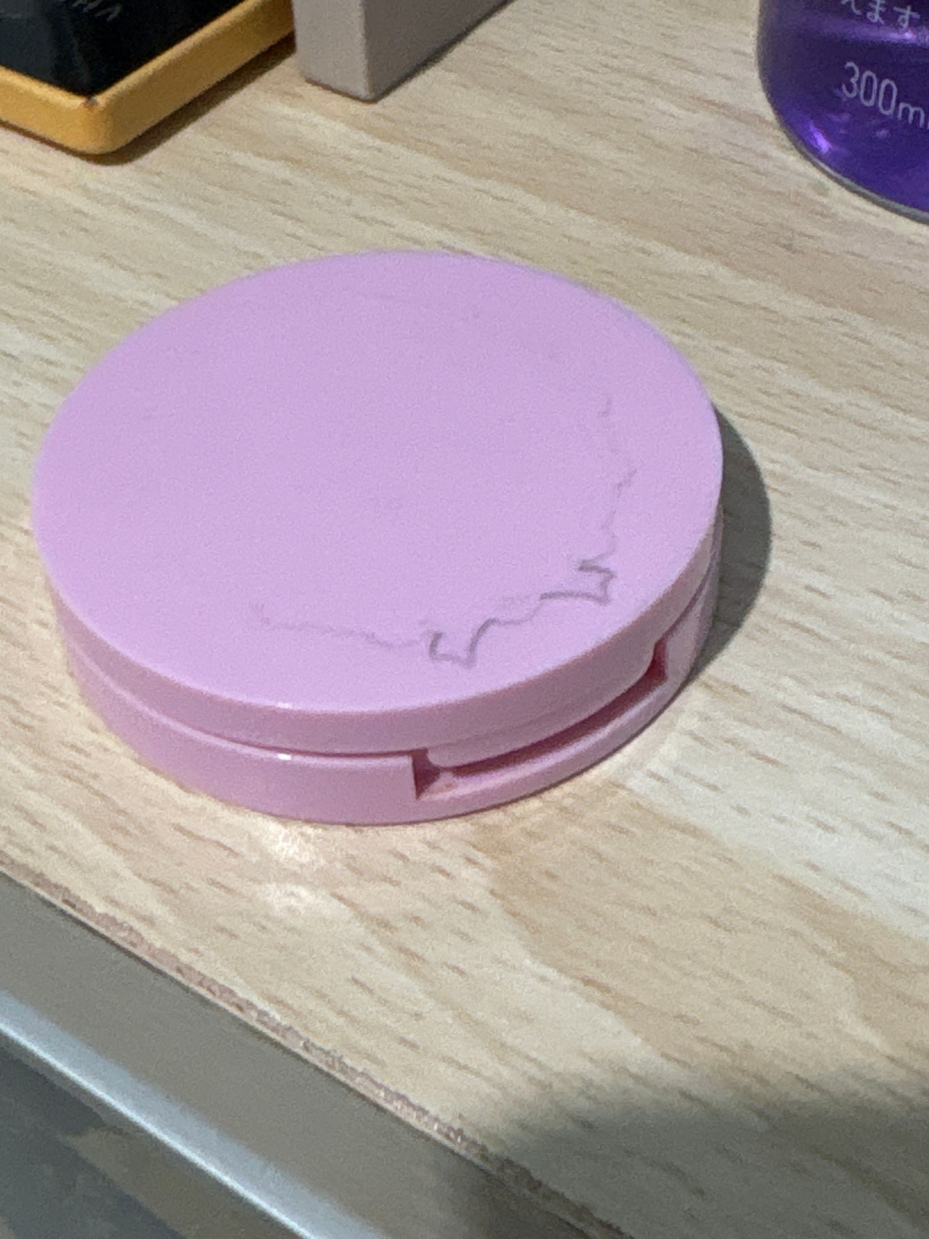 1028 Hold it!超吸油蜜粉餅 真實評價/用後感 bychu**************com 1 1028 Hold it!超吸油蜜粉餅 真實評價/實測照片 bychu**************com 1