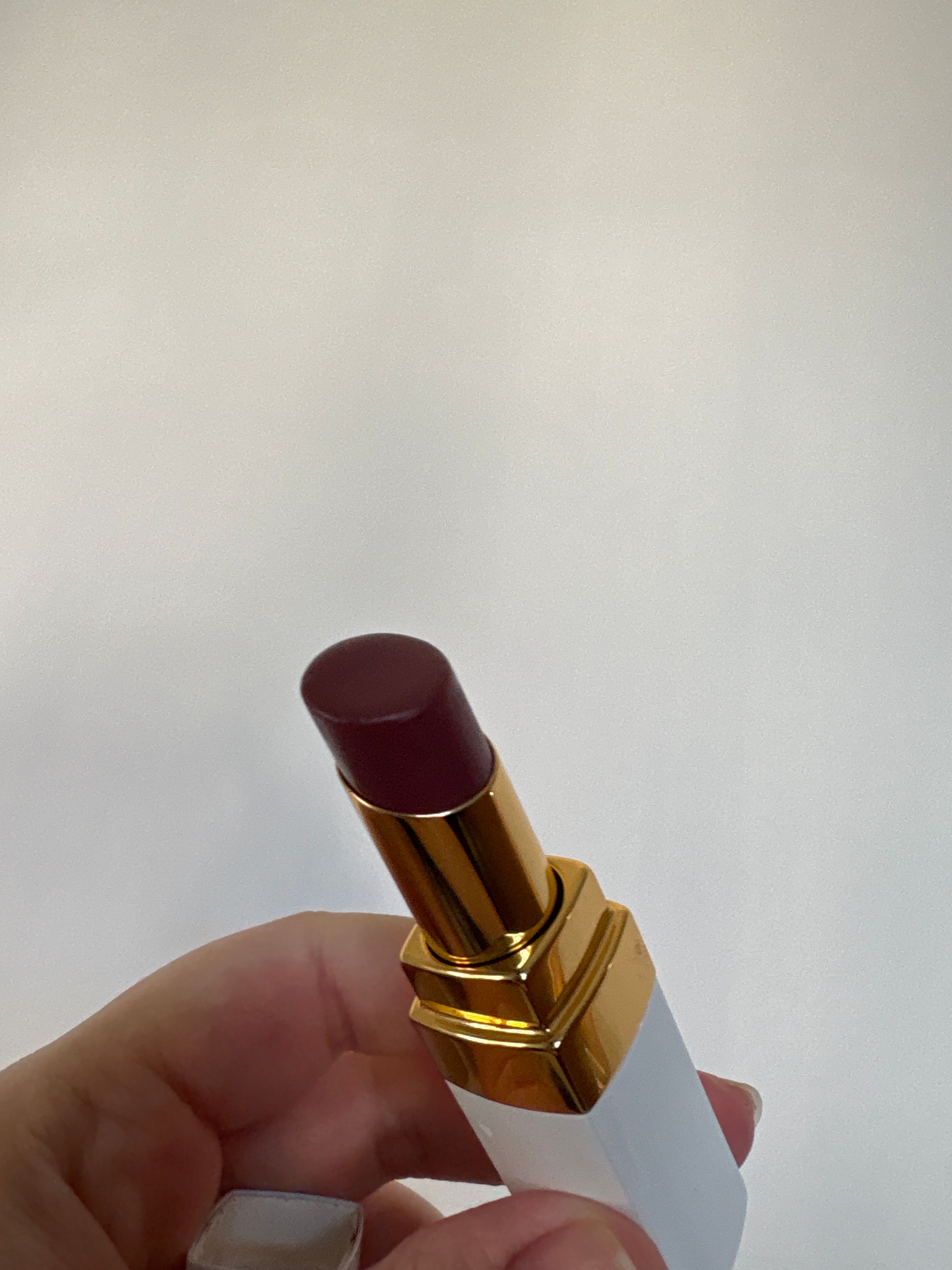 Chanel 水凝修護緞光護唇膏 真實評價/實測照片 byno**ll 1