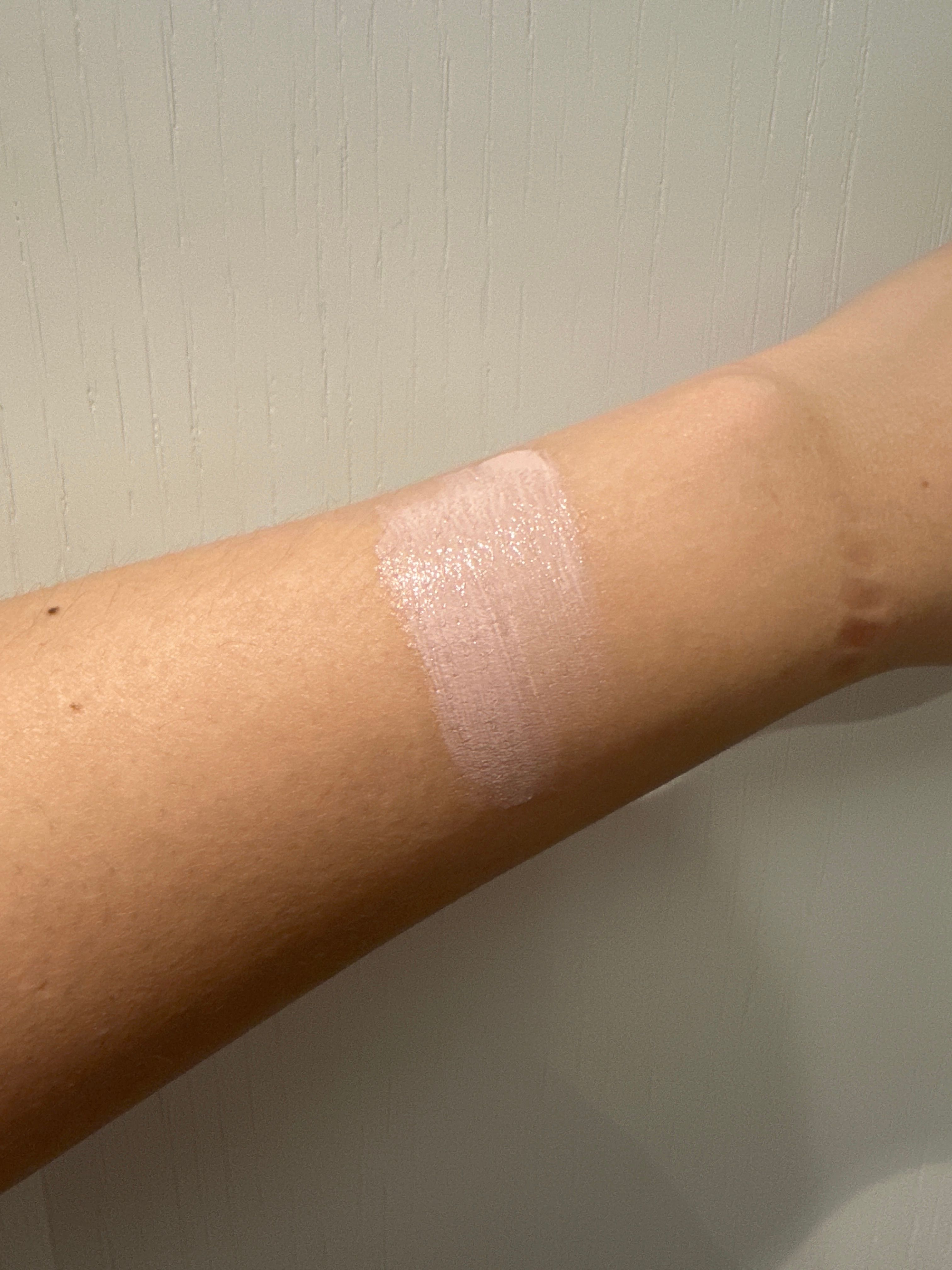 Cosme Decorté SUN SHELTER Tone Up CC SPF50+/ PA++++ 真實評價/用後感 byLu***or 2 Cosme Decorté SUN SHELTER Tone Up CC SPF50+/ PA++++ 真實評價/實測照片 byLu***or 2