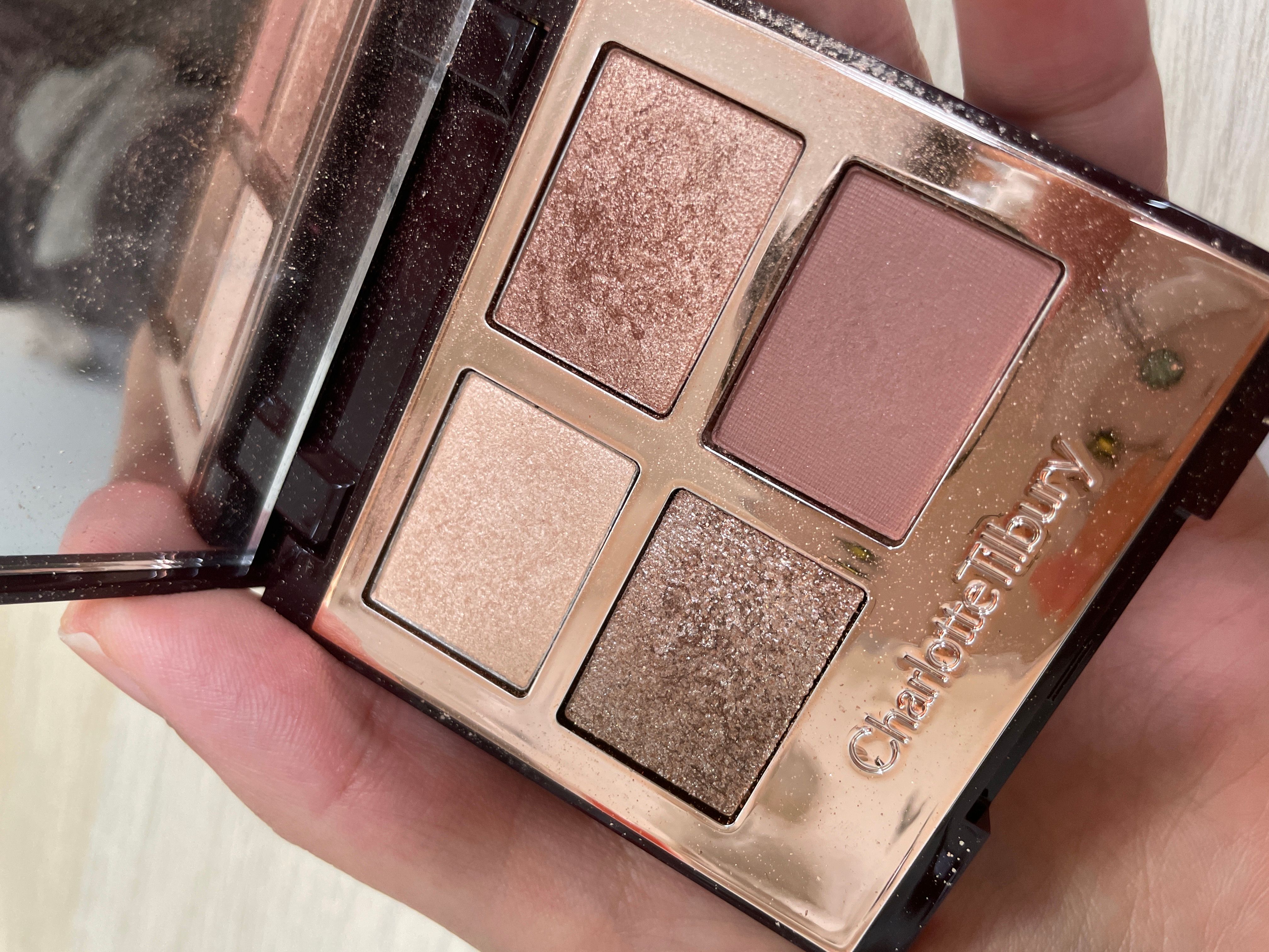 Charlotte Tilbury 四色奢彩眼影盤 真實評價/實測照片 by 1