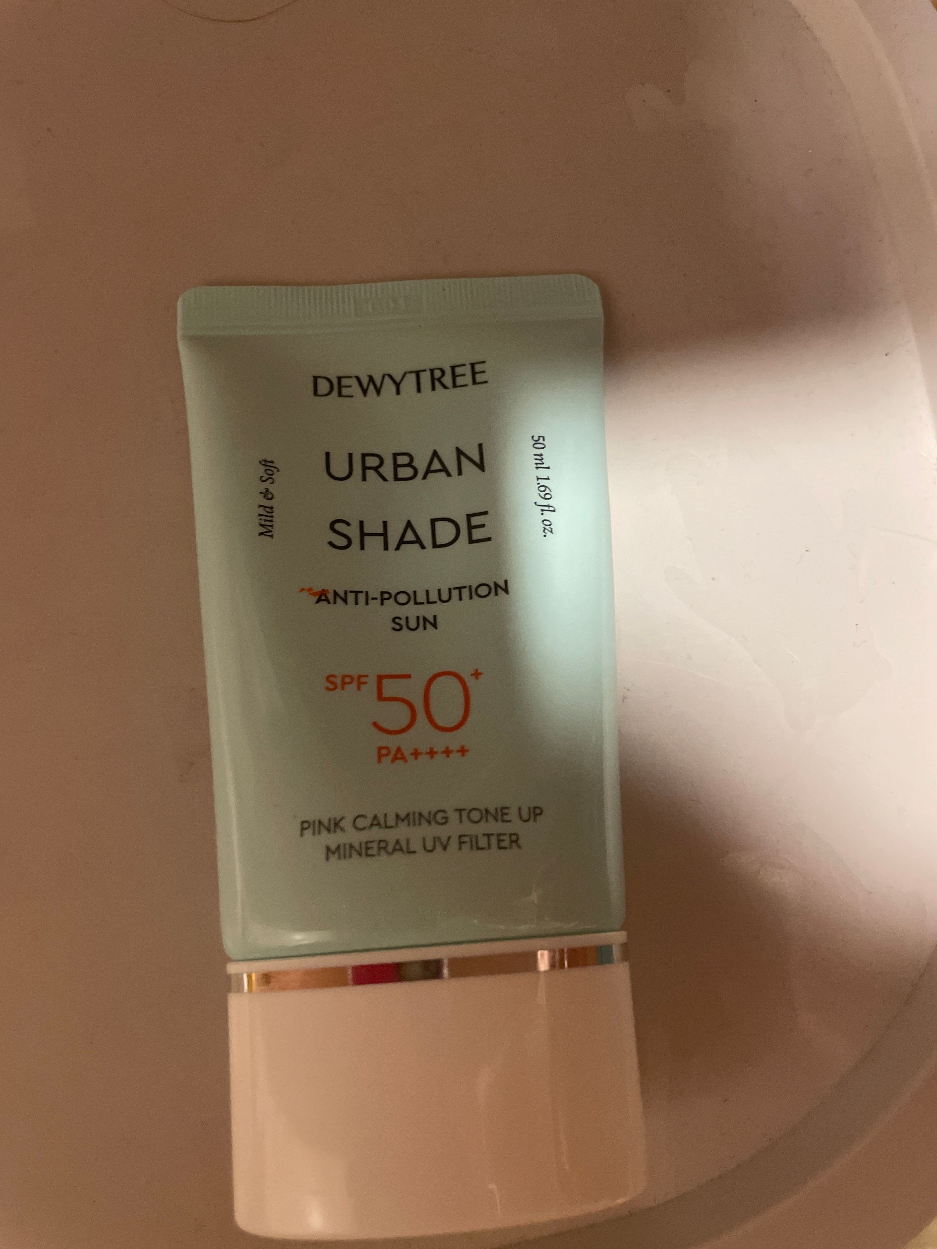 Dewytree 涼感清爽鎮靜防曬棒 真實評價/用後感 byhui****************com 1 Dewytree 涼感清爽鎮靜防曬棒 真實評價/實測照片 byhui****************com 1